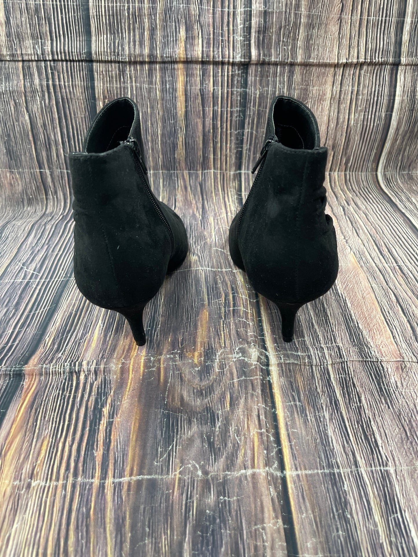 Boots Ankle Heels By Kelly And Katie In Black, Size: 9