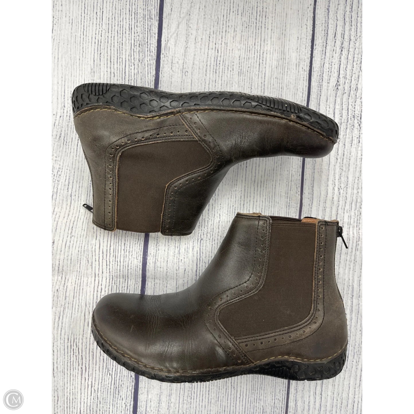 Boots Ankle Flats By Alegria In Brown, Size: 10.5