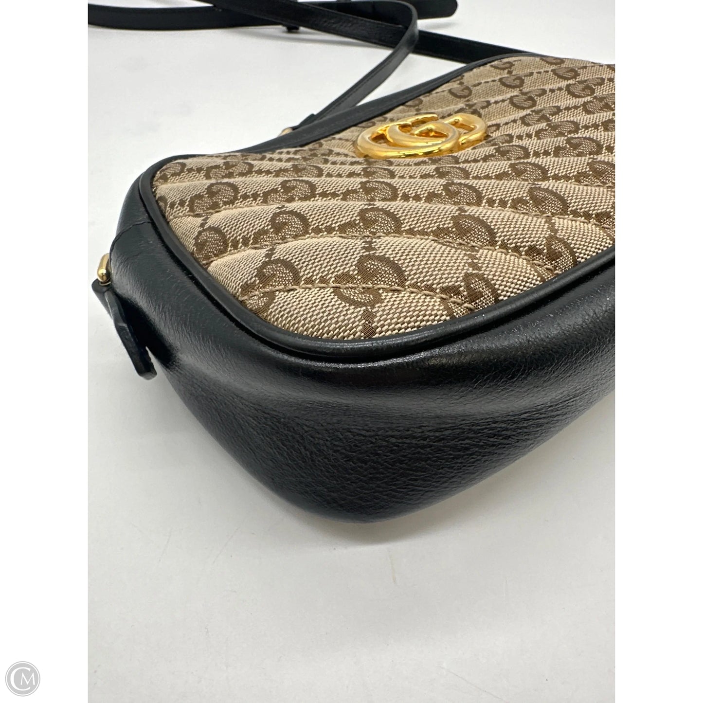 Crossbody Luxury Designer By Gucci, Size: Small
