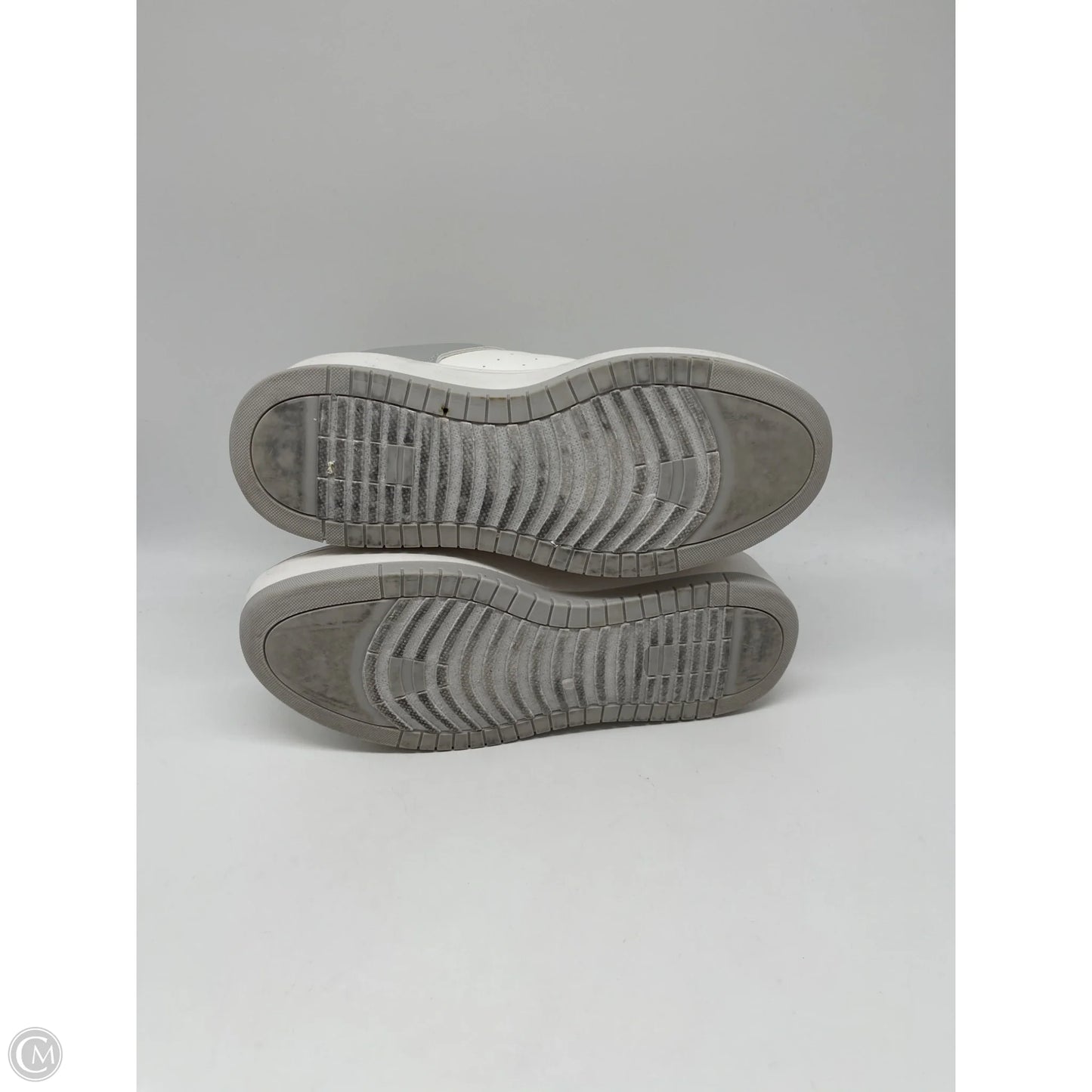 Shoes Sneakers By Madden Girl In White, Size: 8