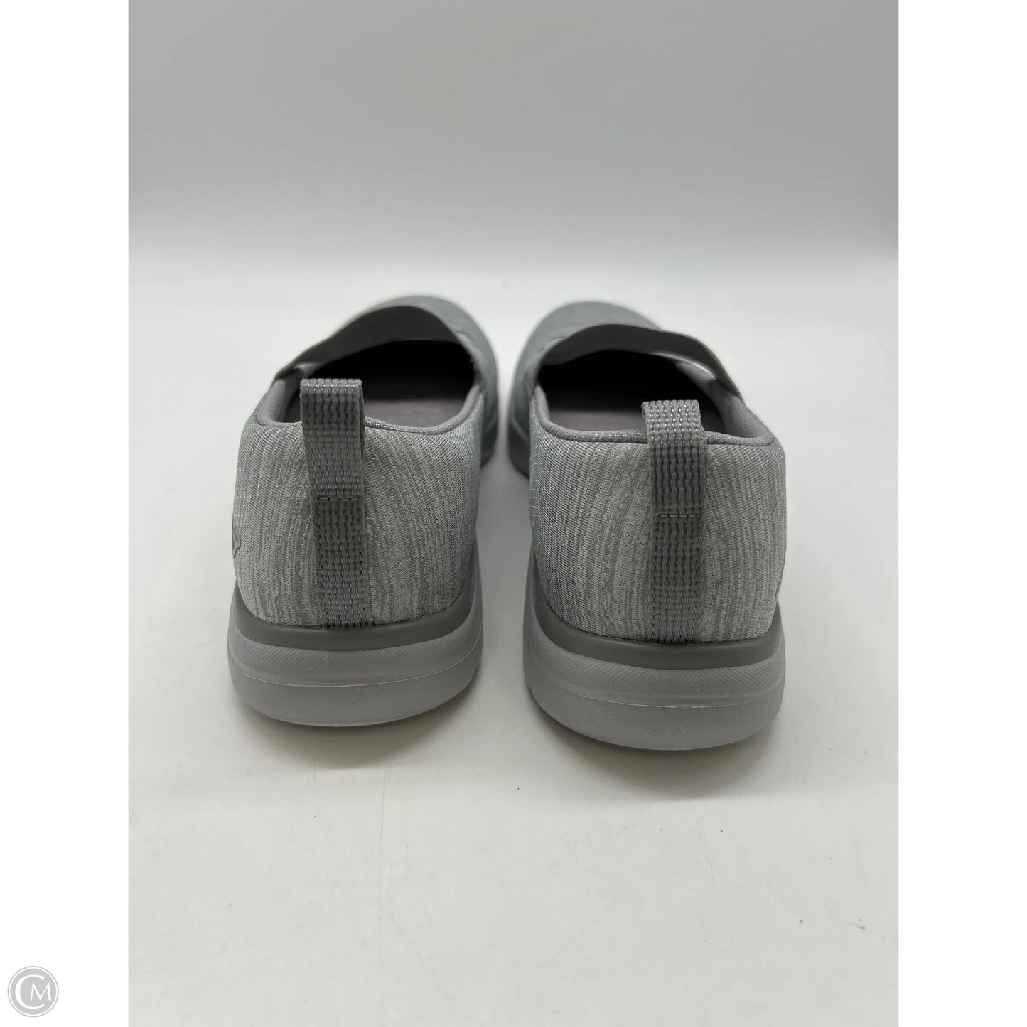 Shoes Flats By Skechers In Grey, Size: 7.5