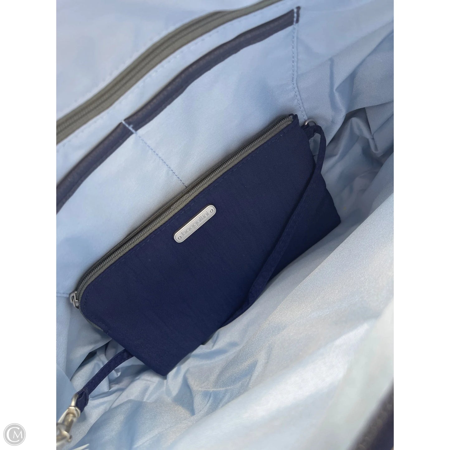 Crossbody By Baggallini, Size: Medium