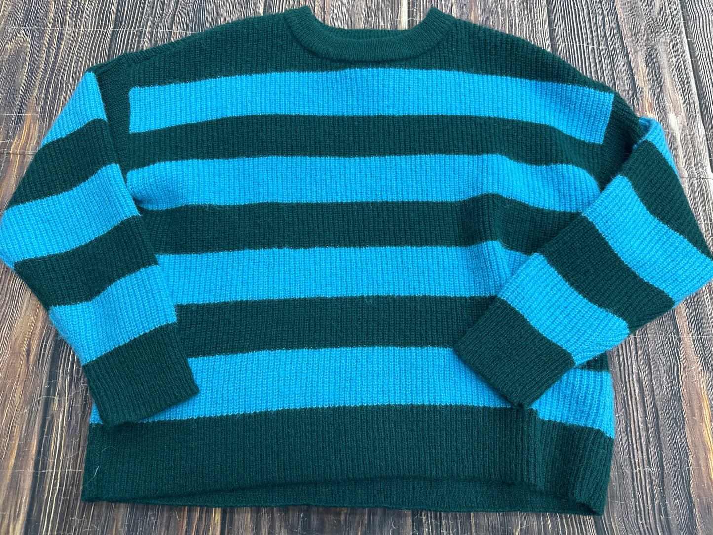 Sweater By Clothes Mentor In Green, Size: Xl