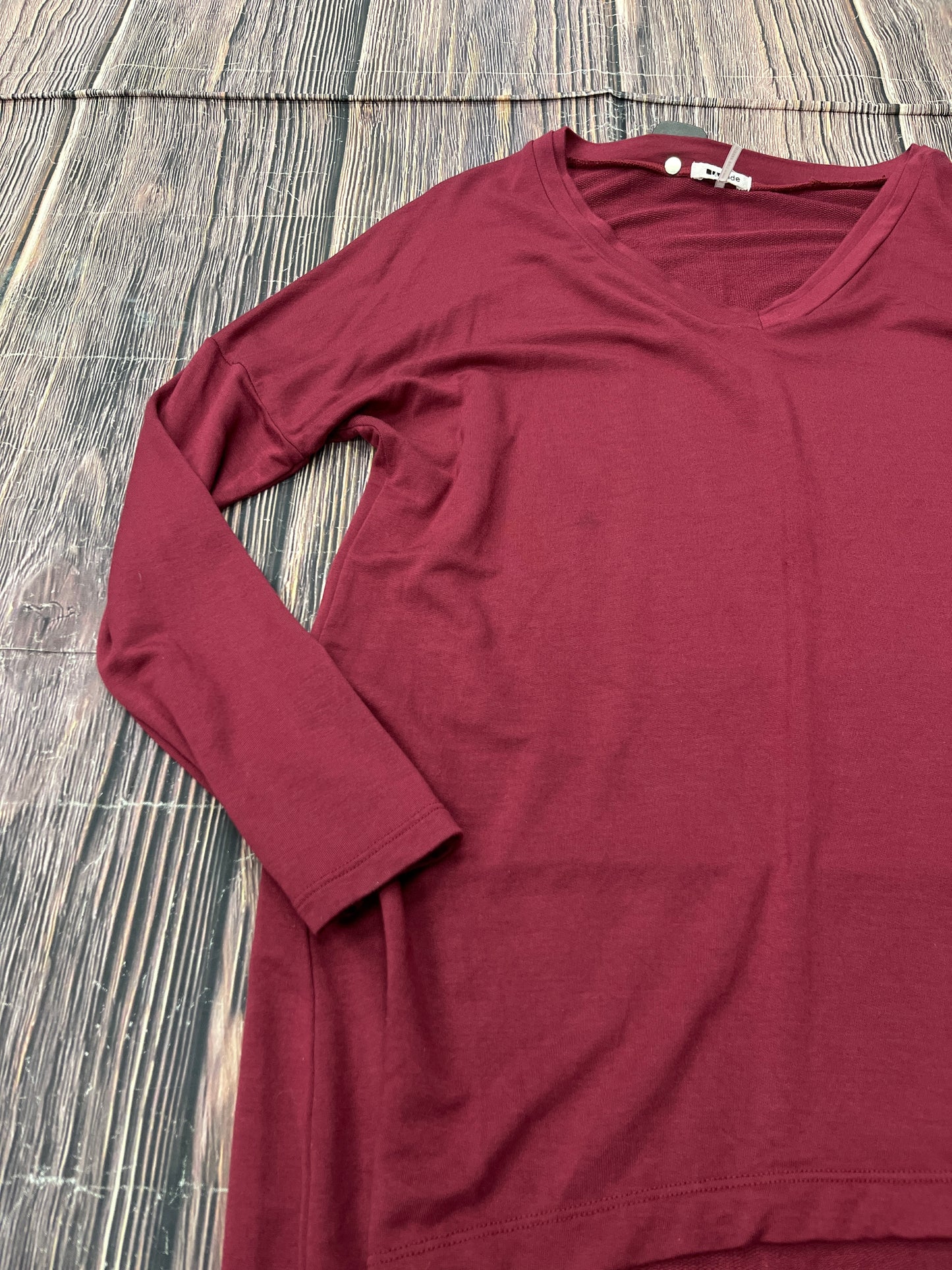 Top Long Sleeve By La Made In Red, Size: M