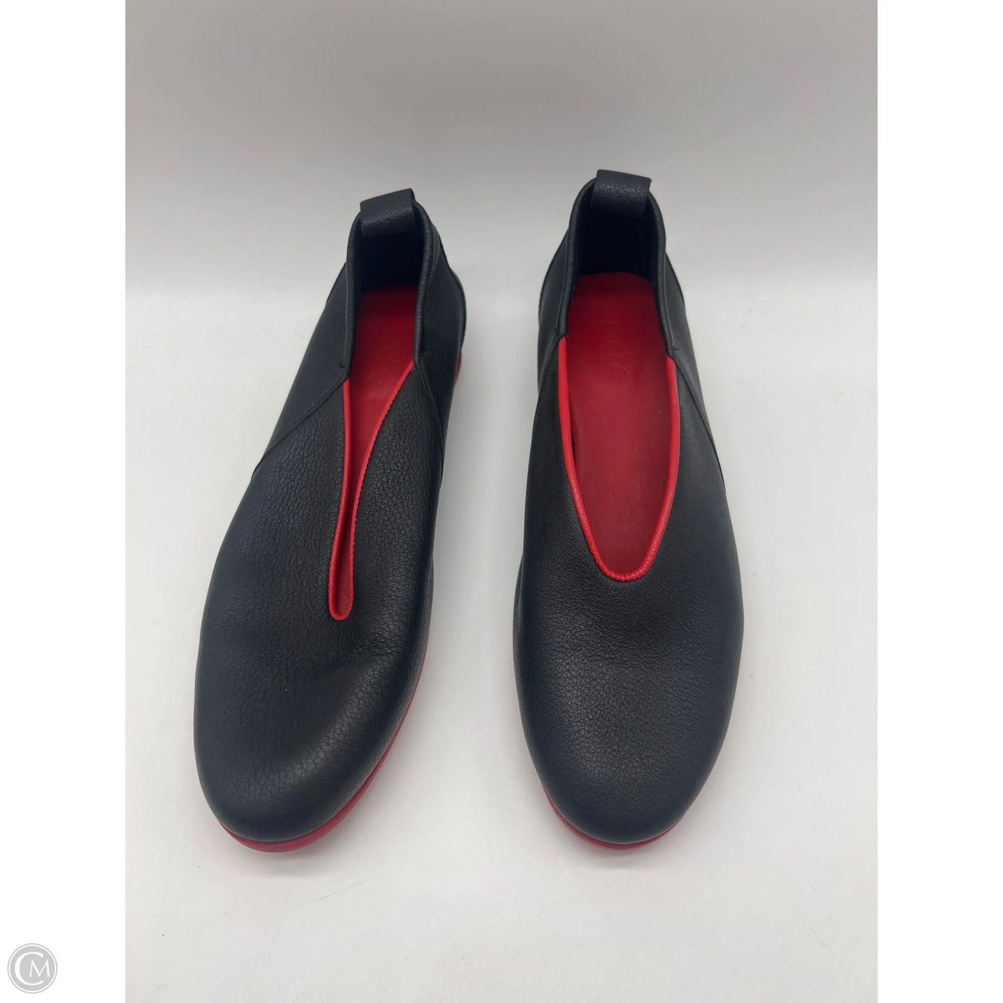 Shoes Flats By Clothes Mentor In Black, Size: 8.5
