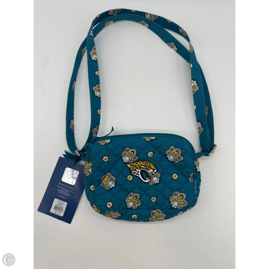 Handbag By Vera Bradley, Size: Small