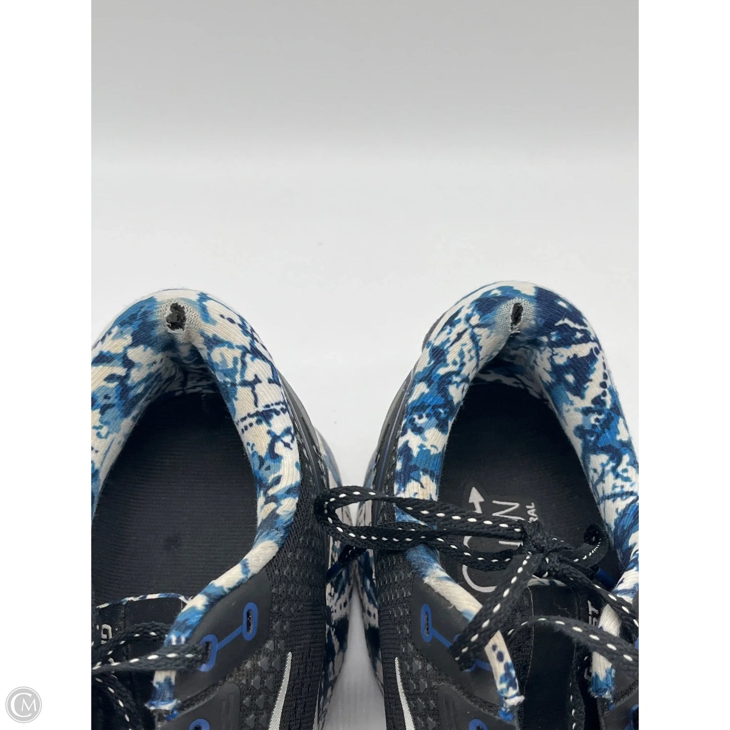 Shoes Athletic By Brooks In Black & Blue, Size: 11