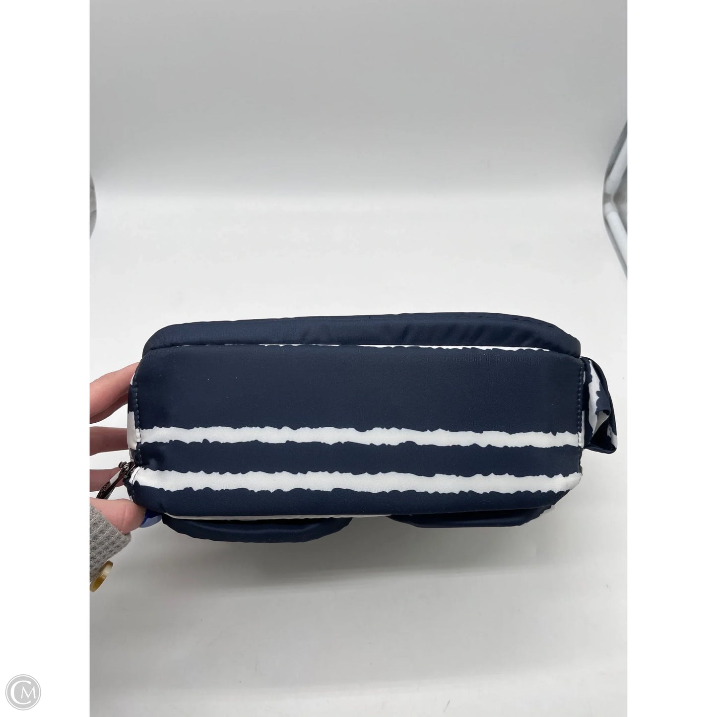 Handbag By Lugg, Size: Medium
