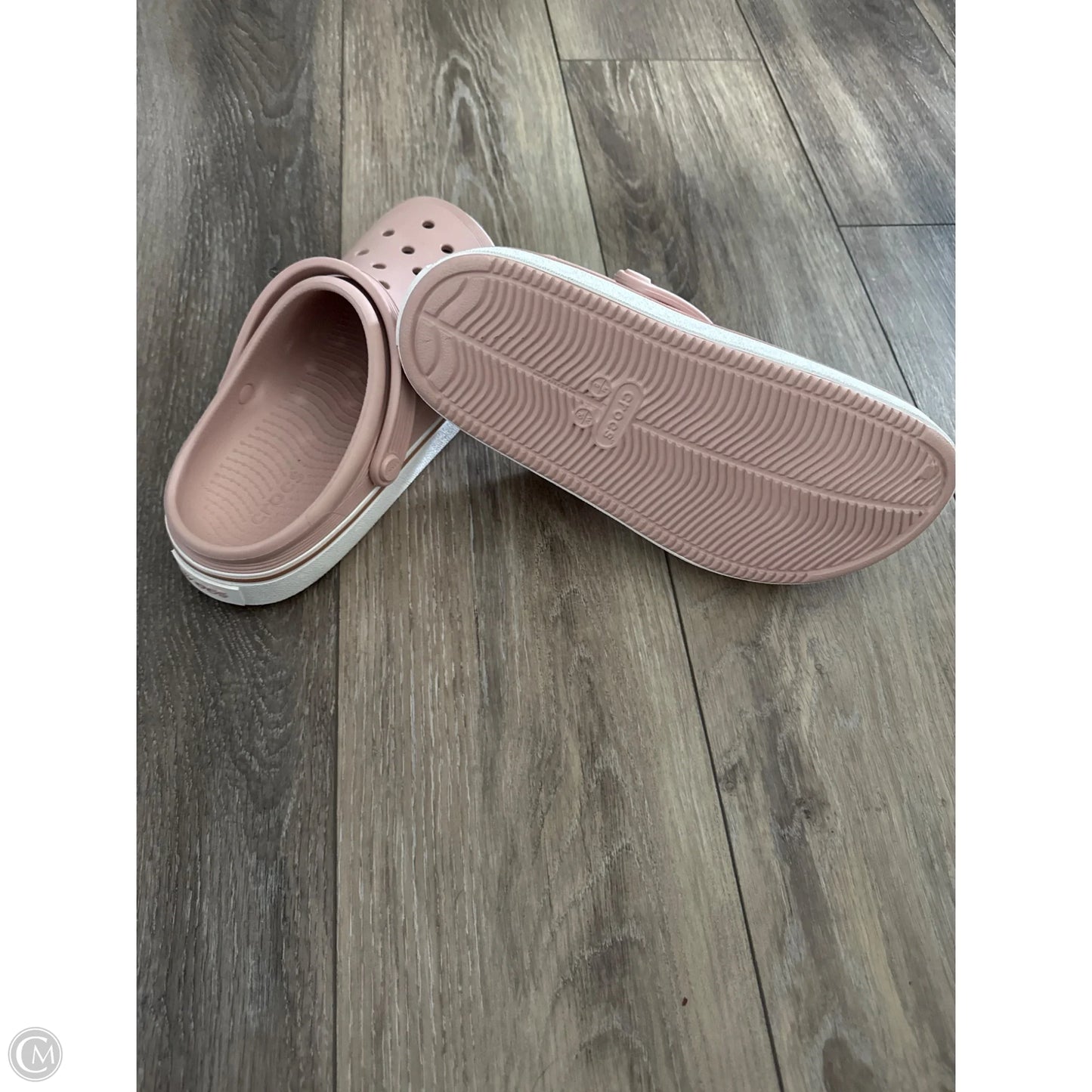 Shoes Flats By Crocs In Pink, Size: 10