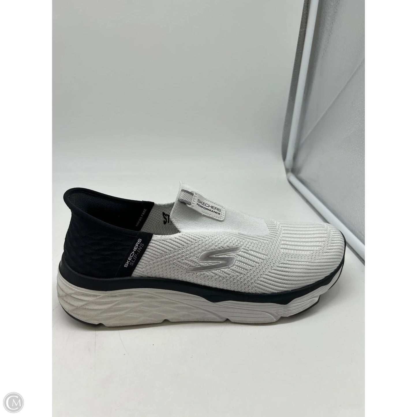 Shoes Athletic By Skechers In White, Size: 11