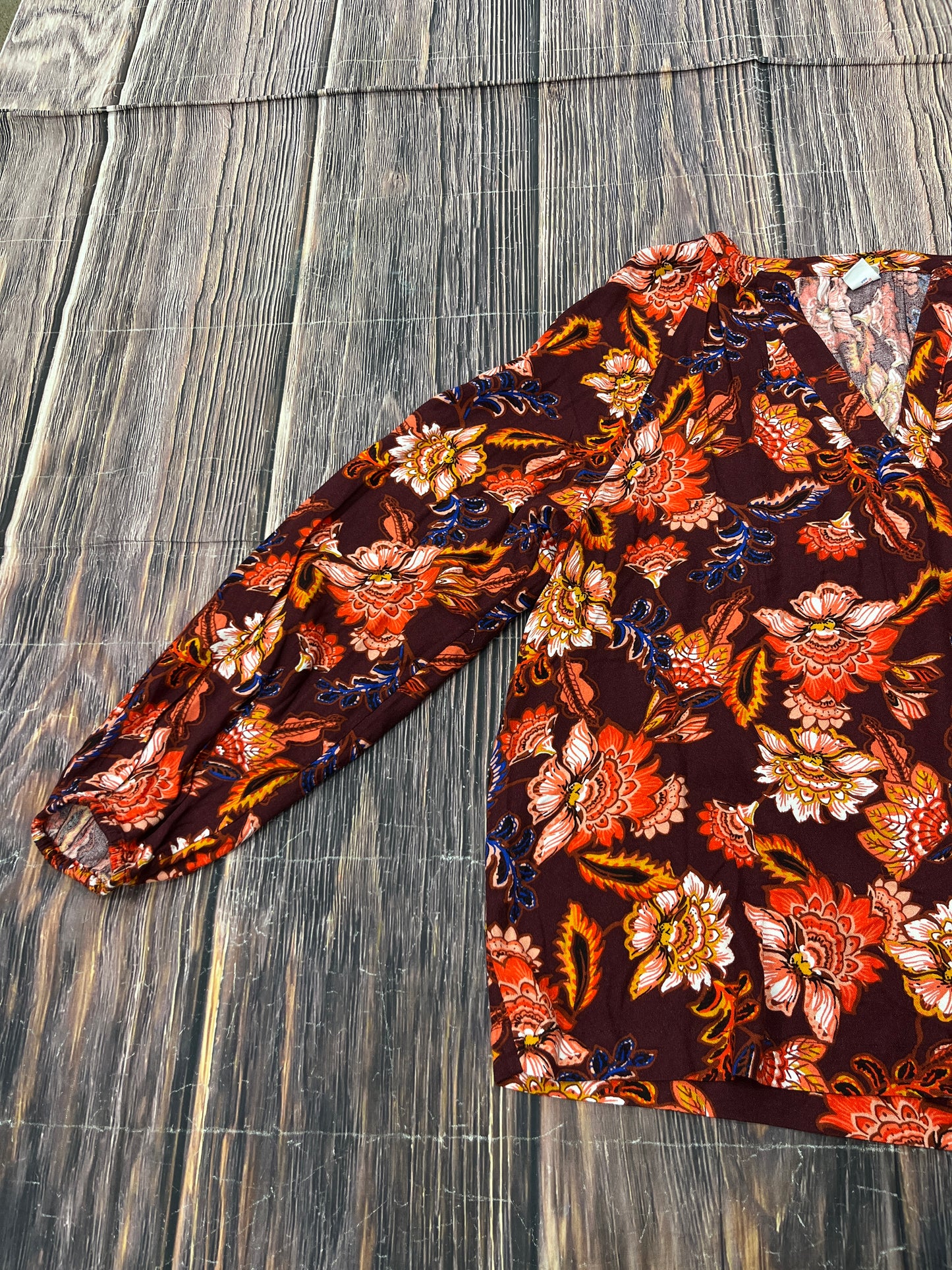 Top Long Sleeve By Old Navy In Red, Size: M
