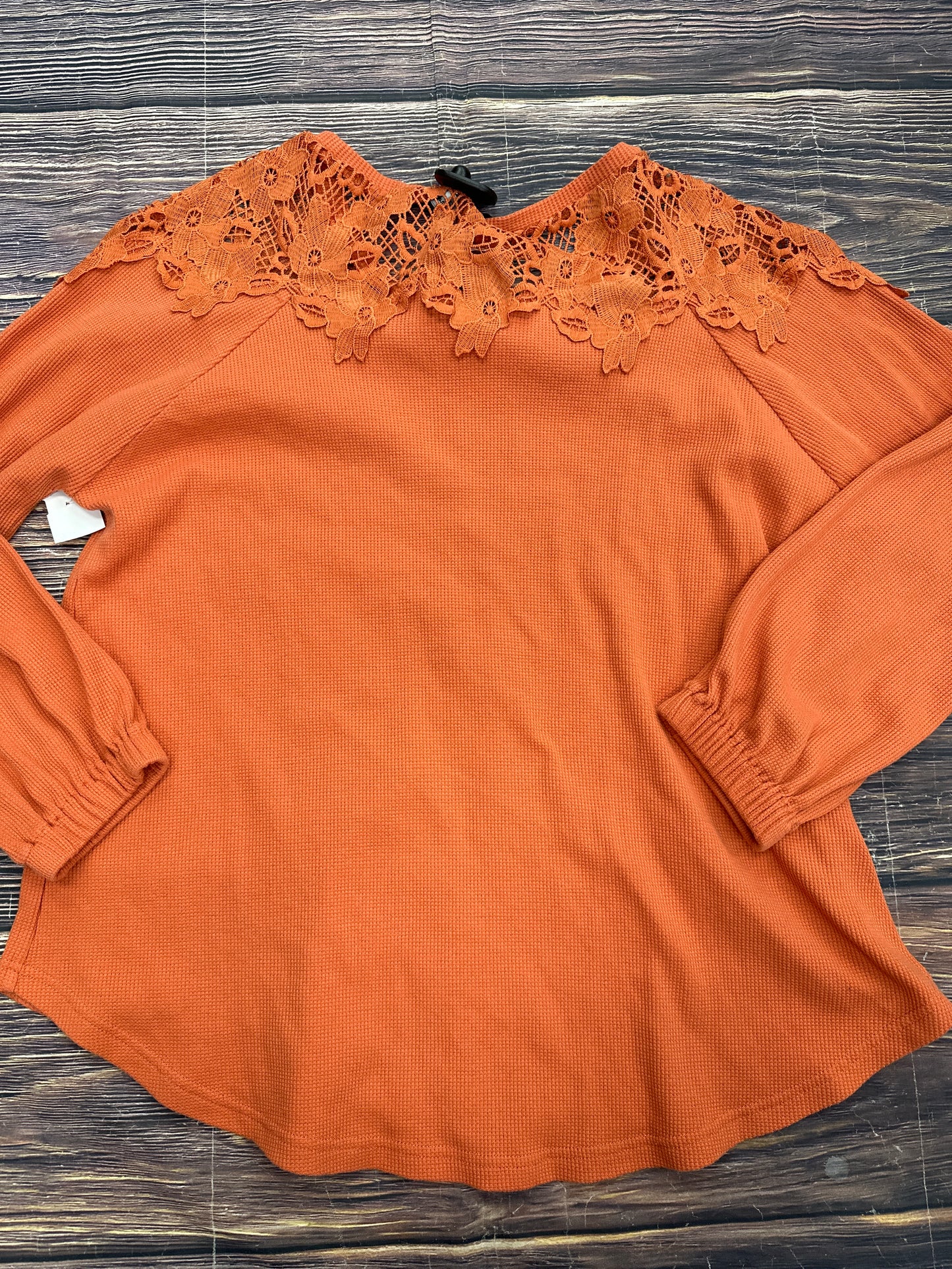Top Long Sleeve By Clothes Mentor In Orange, Size: 1x