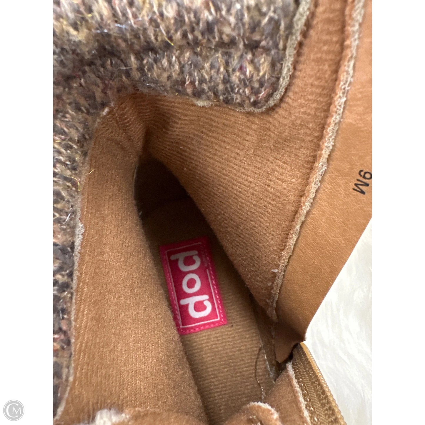 Boots Ankle Flats By Clothes Mentor In Tan, Size: 9