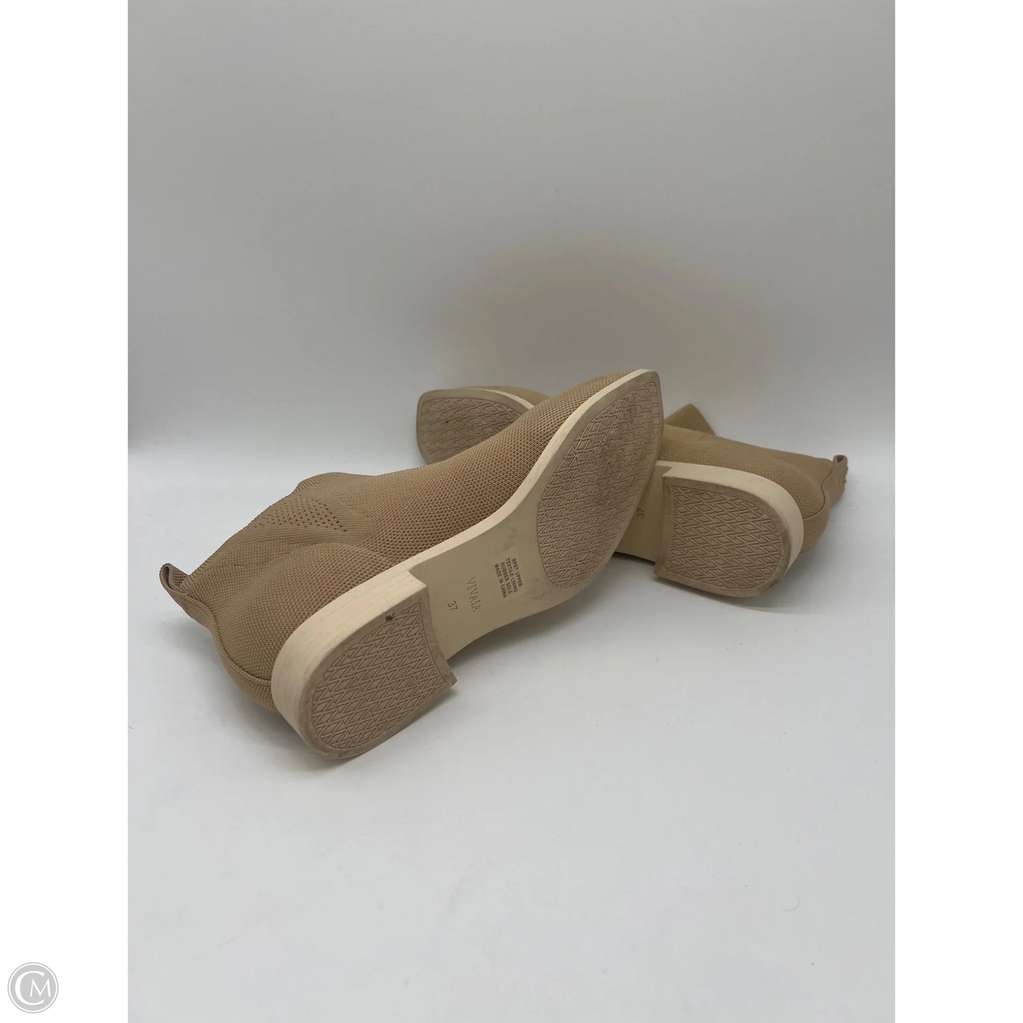 Boots Ankle Flats By Cmb In Tan, Size: 6.5