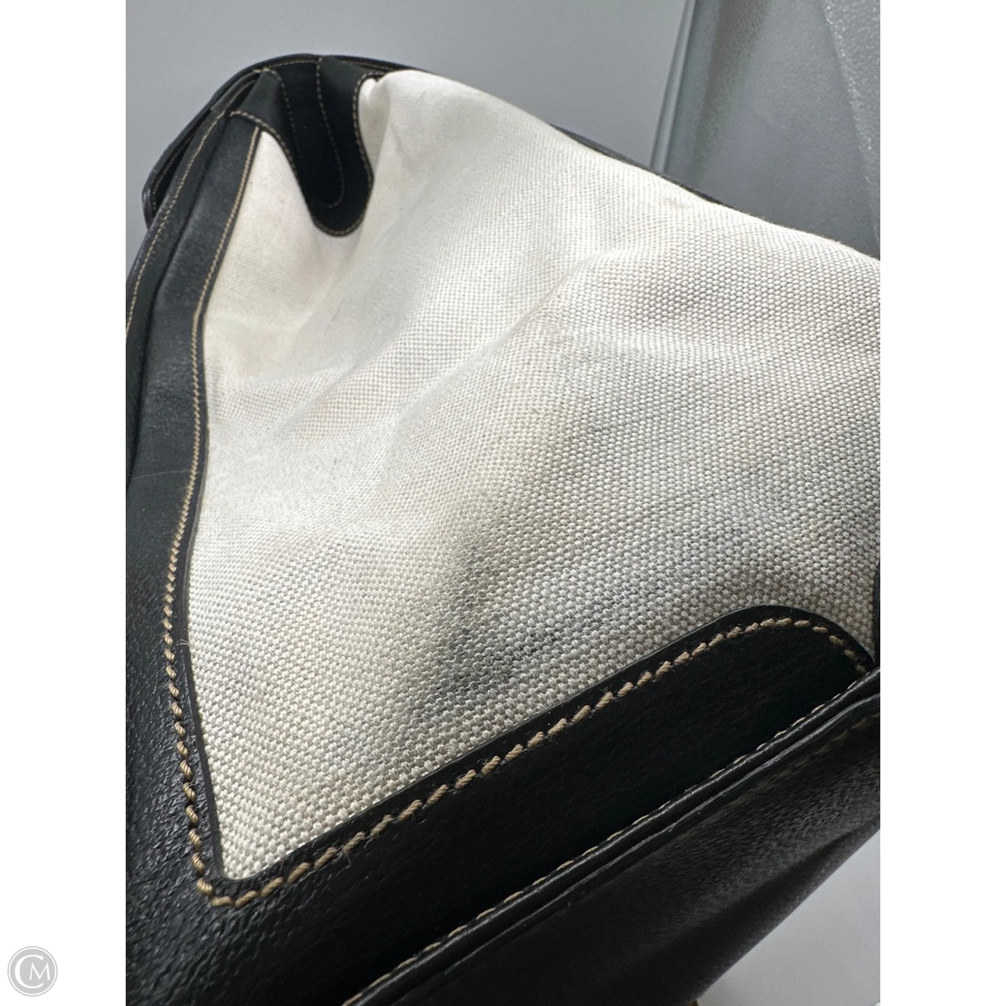 Duffle And Weekender Luxury Designer By Gucci, Size: Large