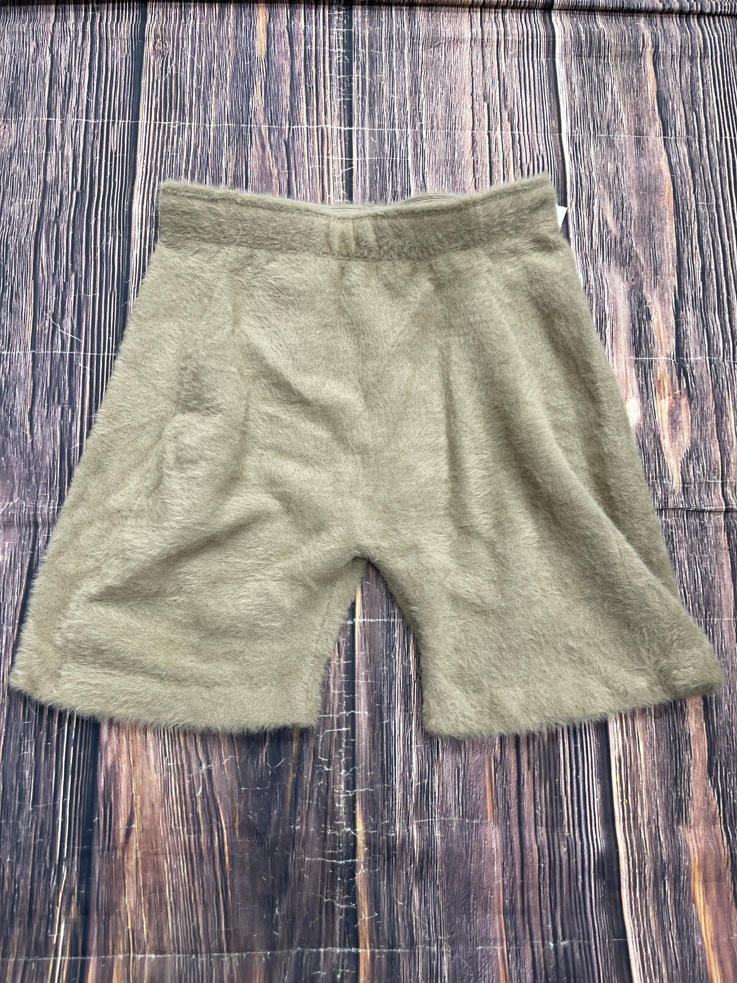 Athletic Shorts By Gym Shark Size: L