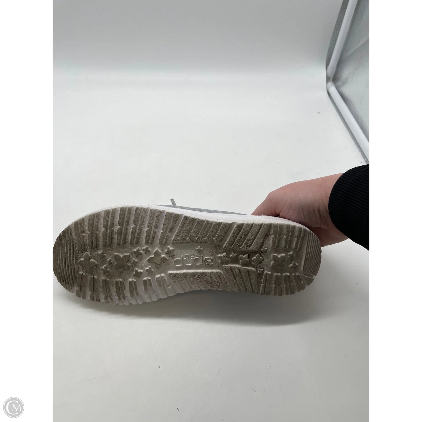 Shoes Flats By Hey Dude In Silver, Size: 5