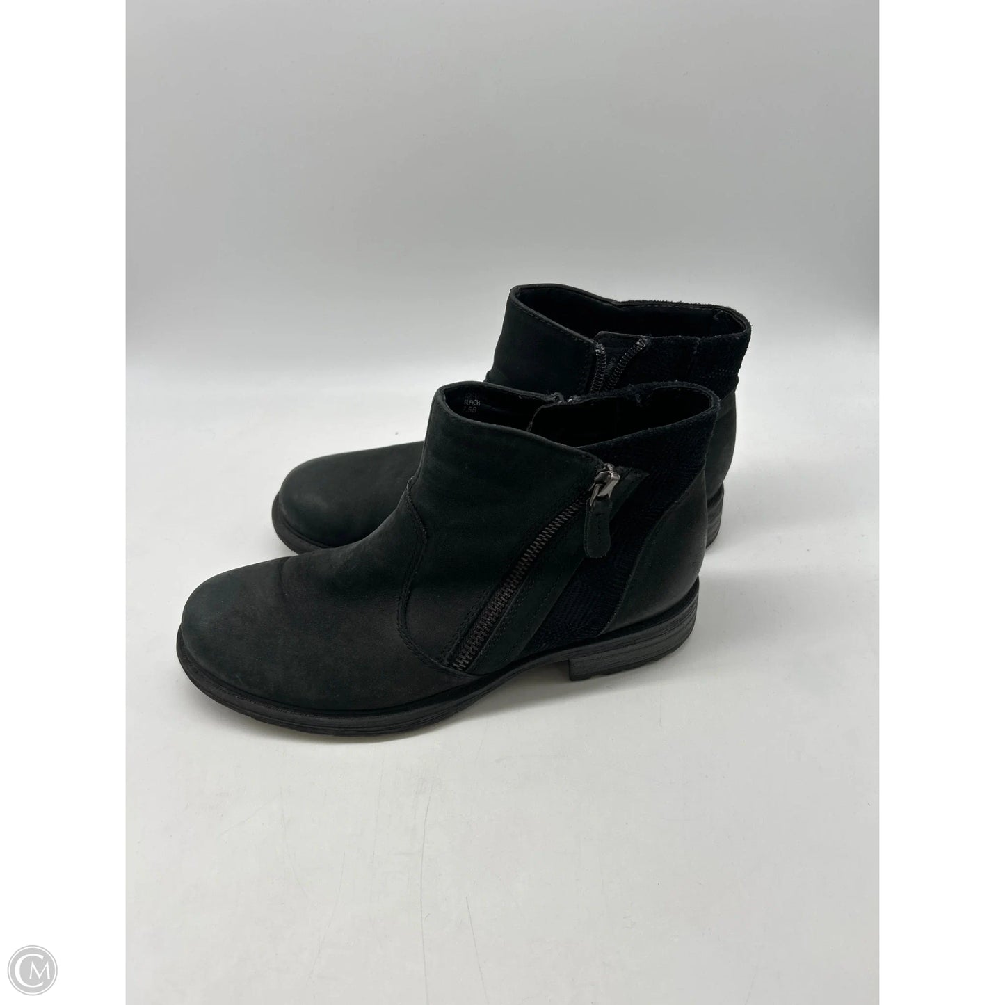 Boots Ankle Flats By Earth In Black, Size: 7.5