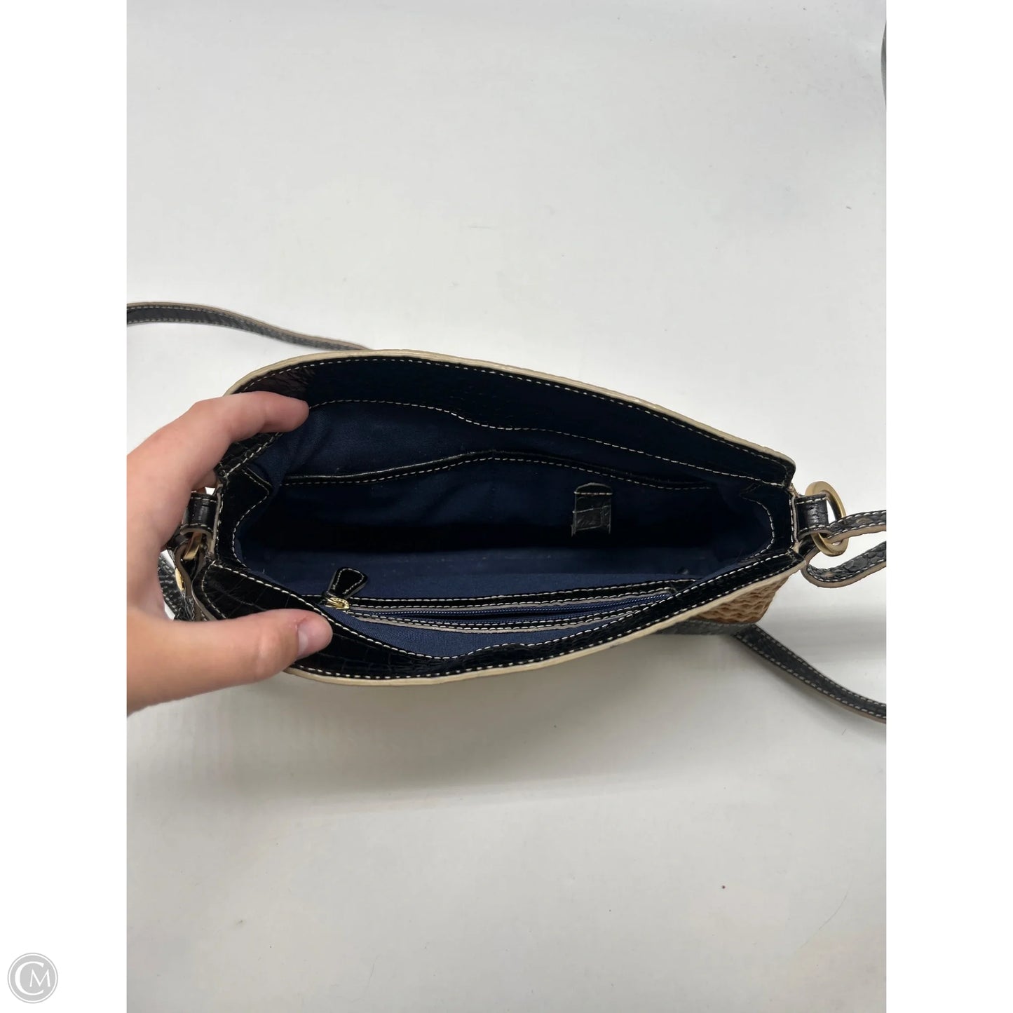 Handbag By Clothes Mentor, Size: Small
