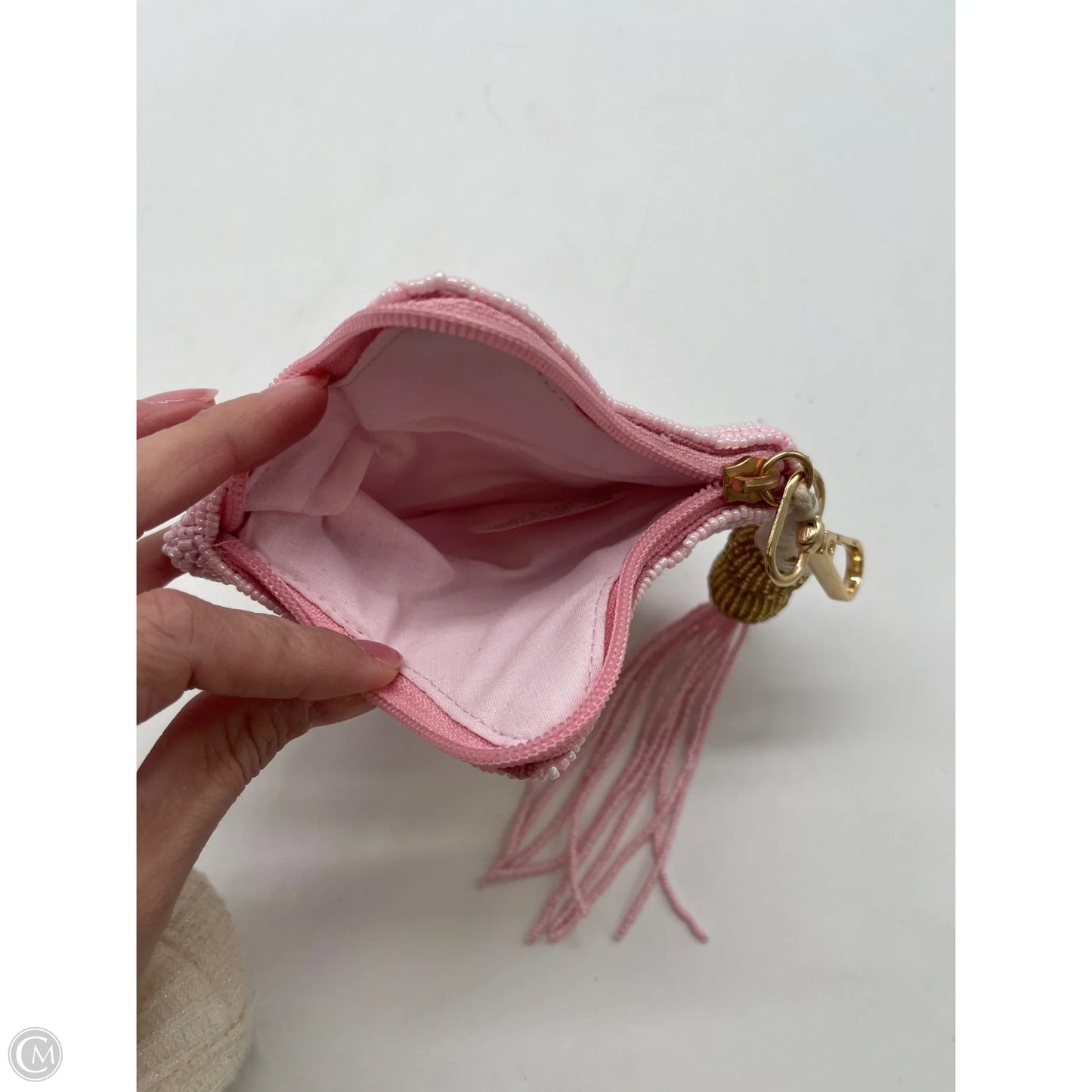 Coin Purse By Clothes Mentor, Size: Medium