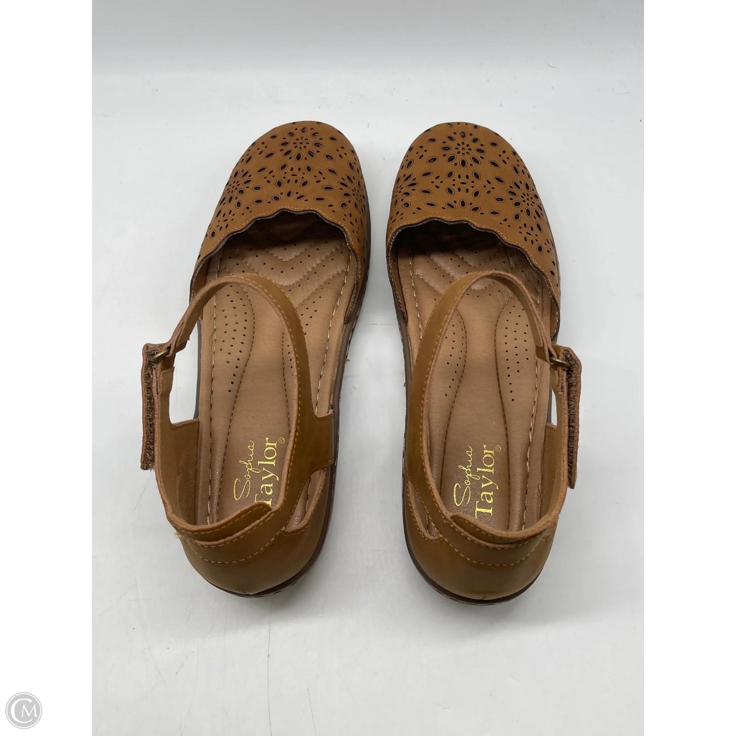 Sandals Flats By Clothes Mentor In Brown, Size: 8.5