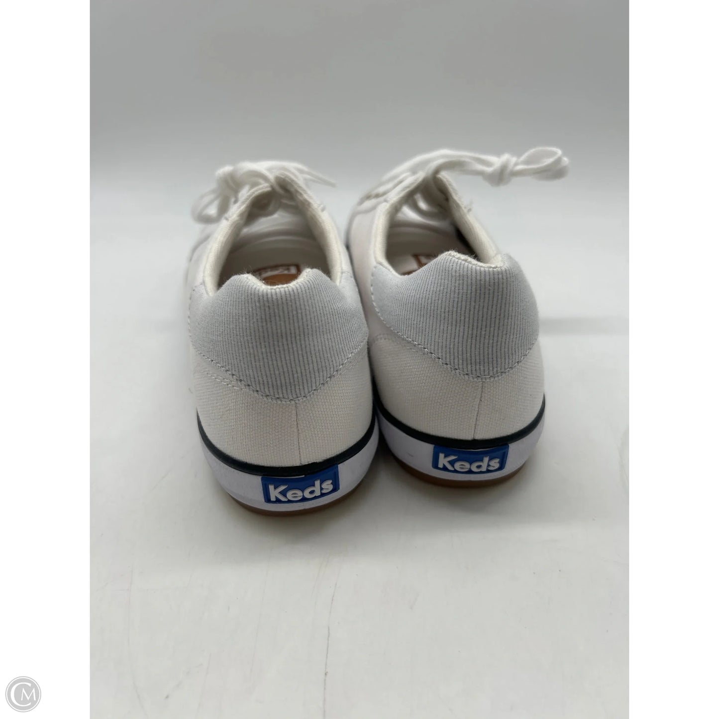 Shoes Sneakers By Keds In White, Size: 10