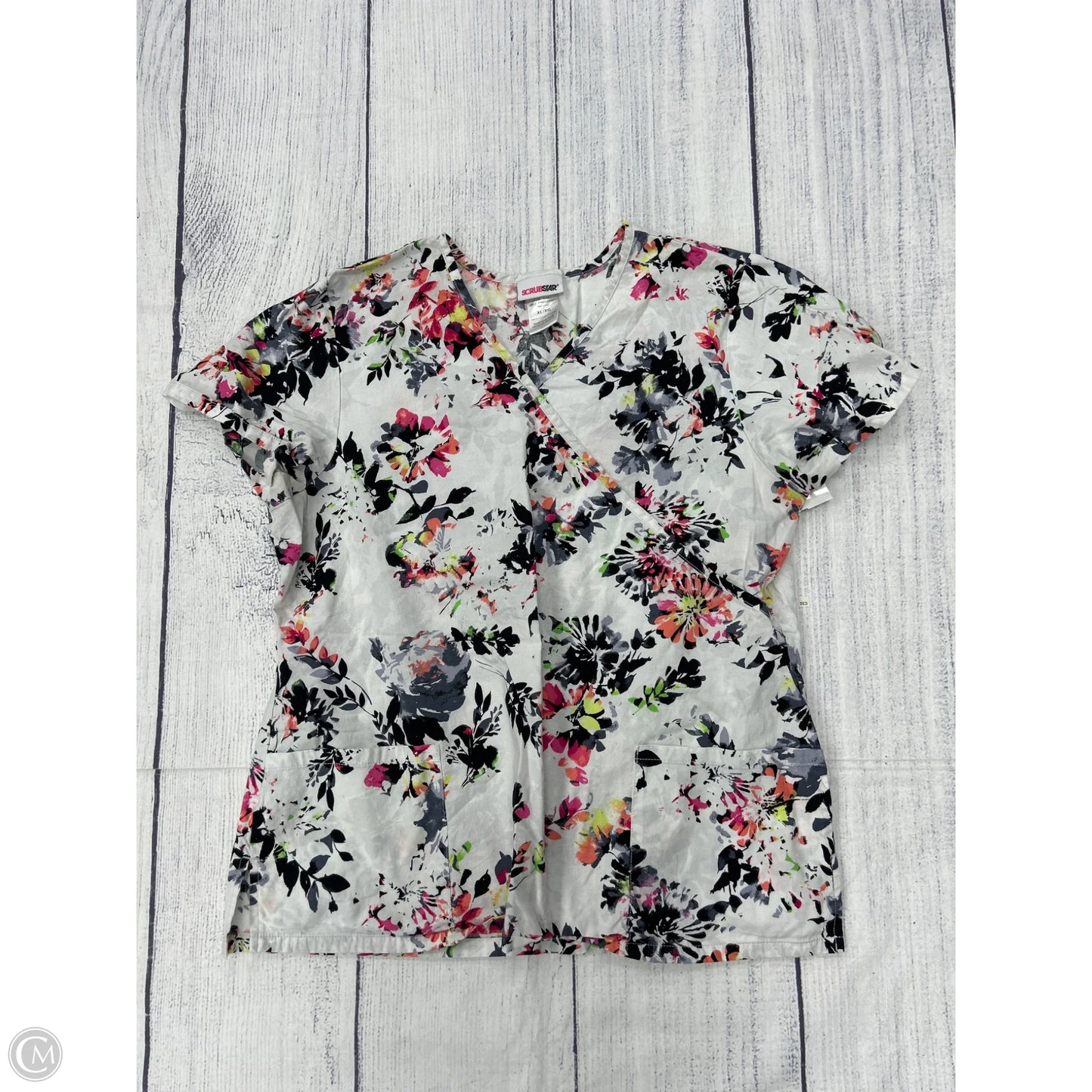 Top Short Sleeve By Clothes Mentor In White, Size: Xl