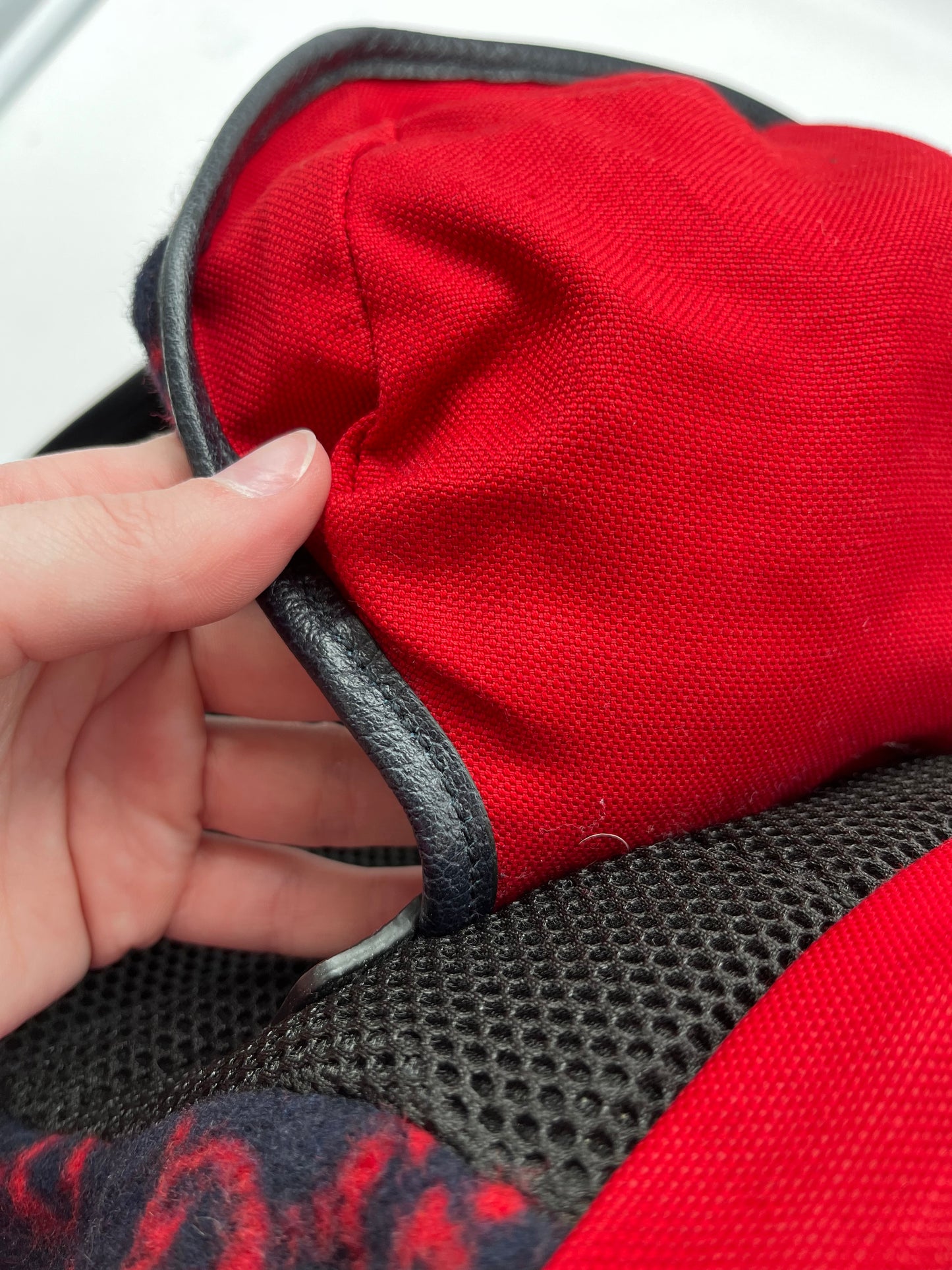 Backpack Luxury Designer By Gucci, Size: Medium