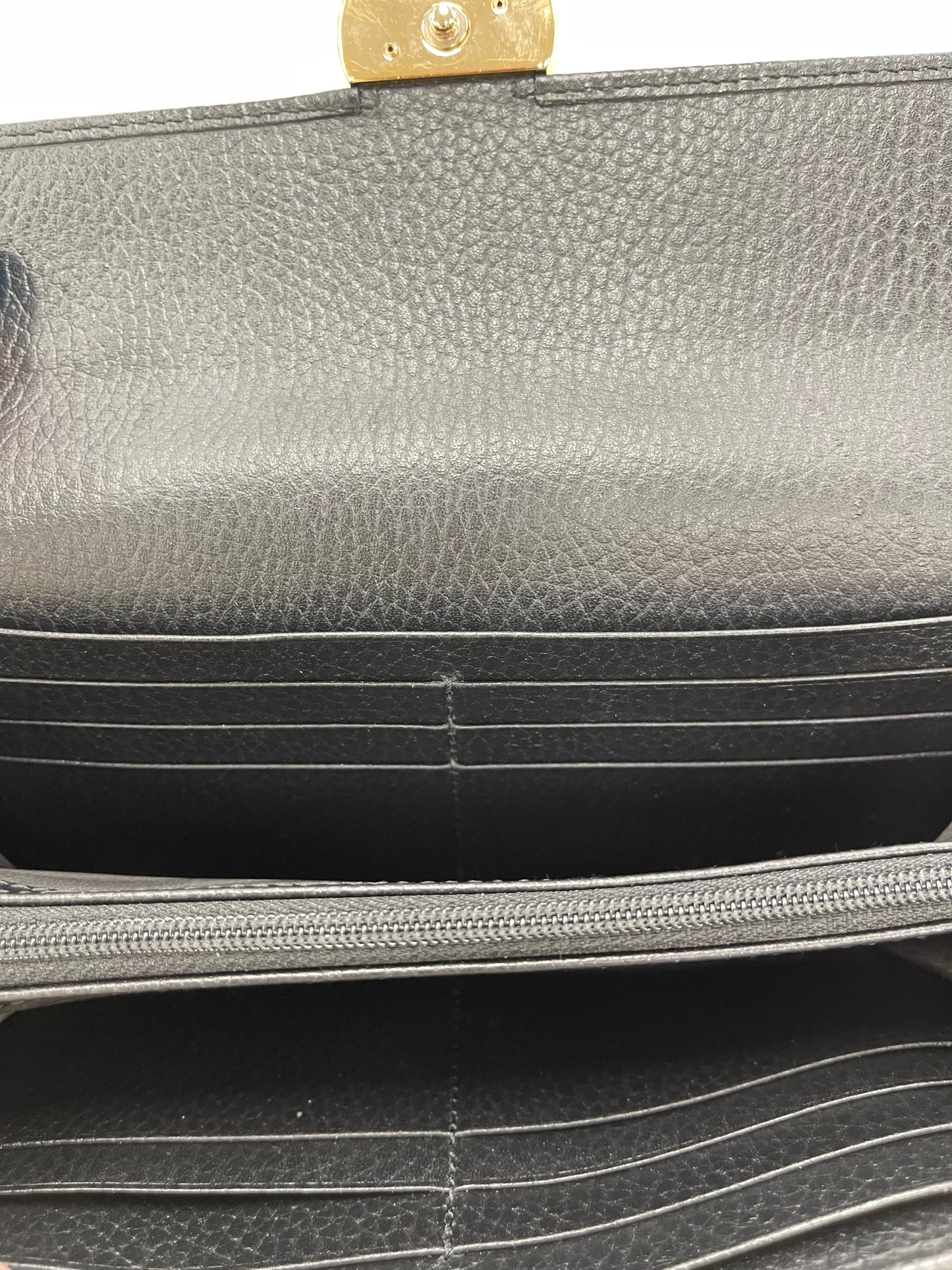 Wallet Luxury Designer By Gucci, Size: Large