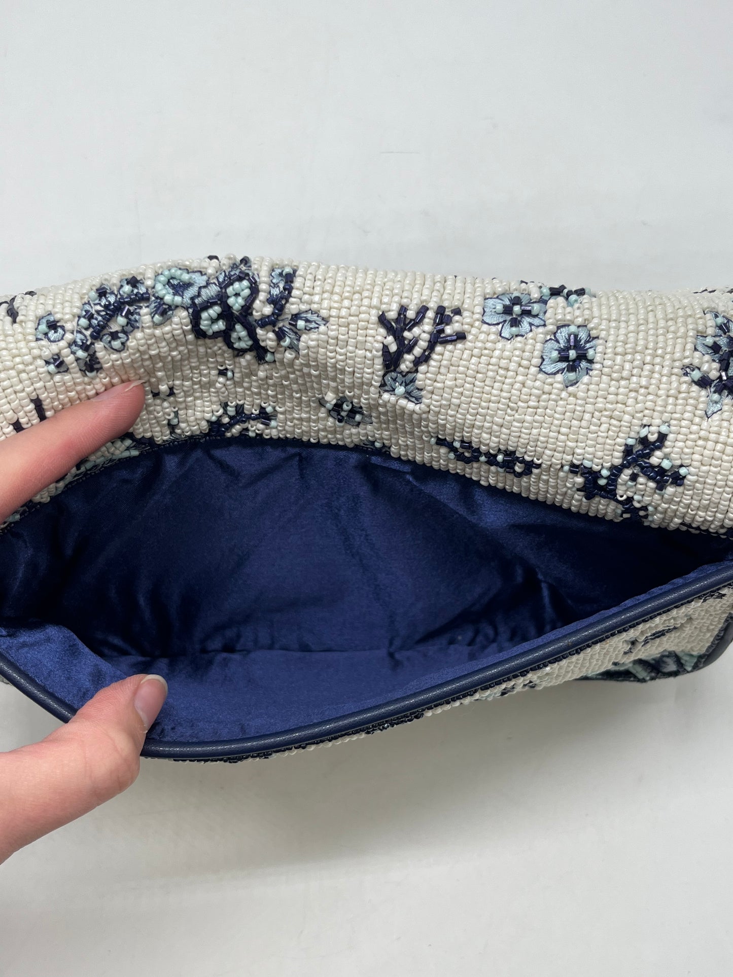 Handbag By Cmc, Size: Medium