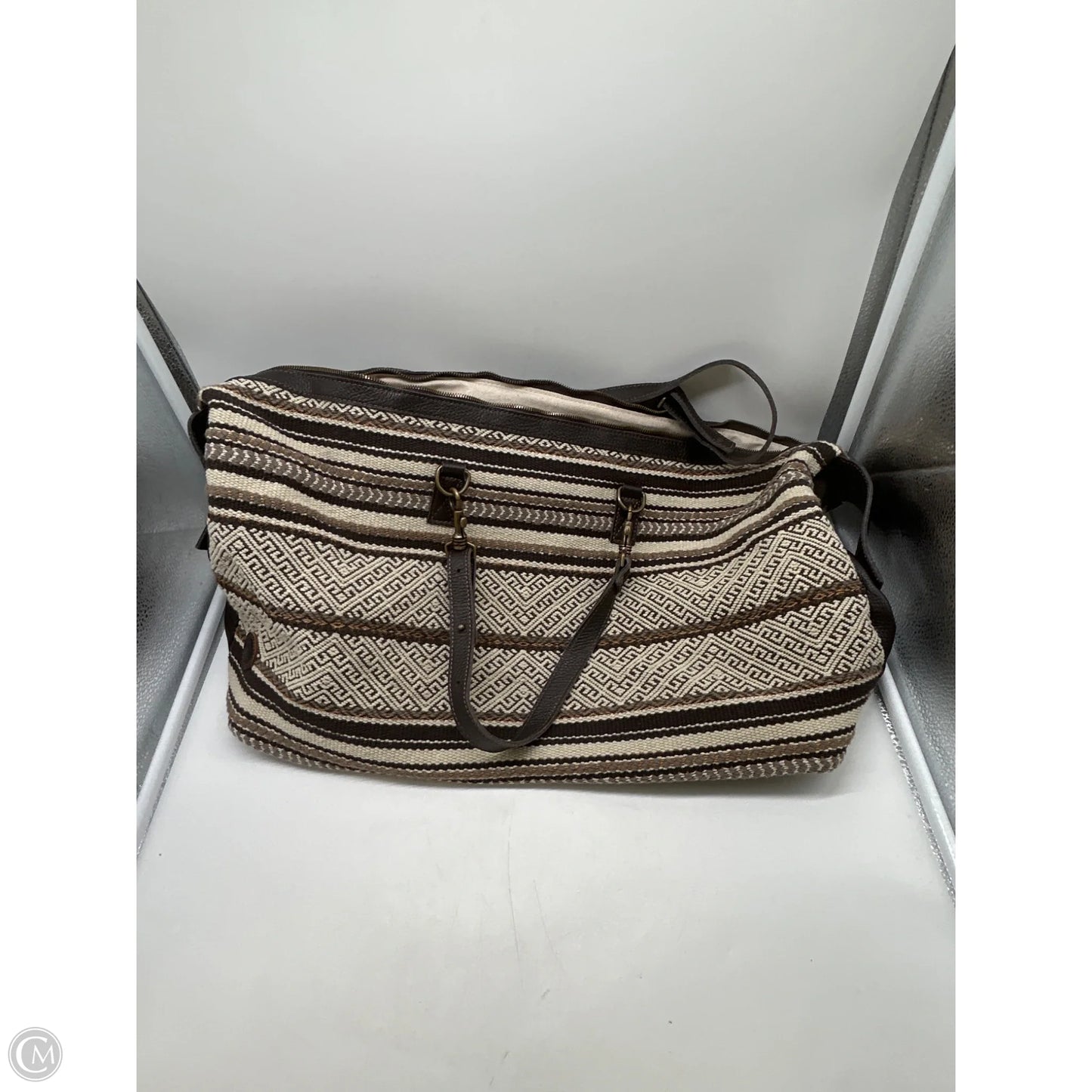 Handbag By Clothes Mentor, Size: Large