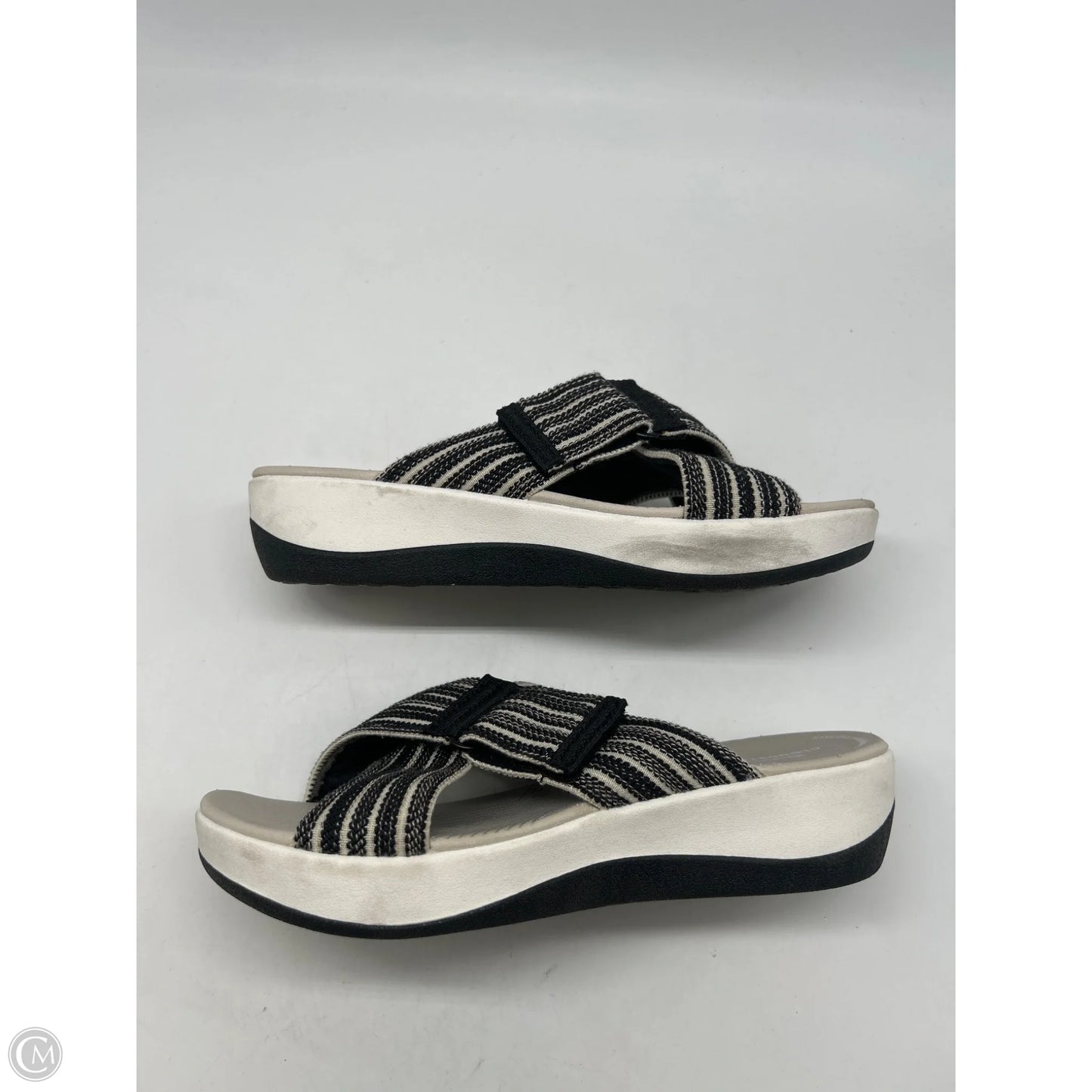 Sandals Sport By Clarks In Black & Cream, Size: 7.5