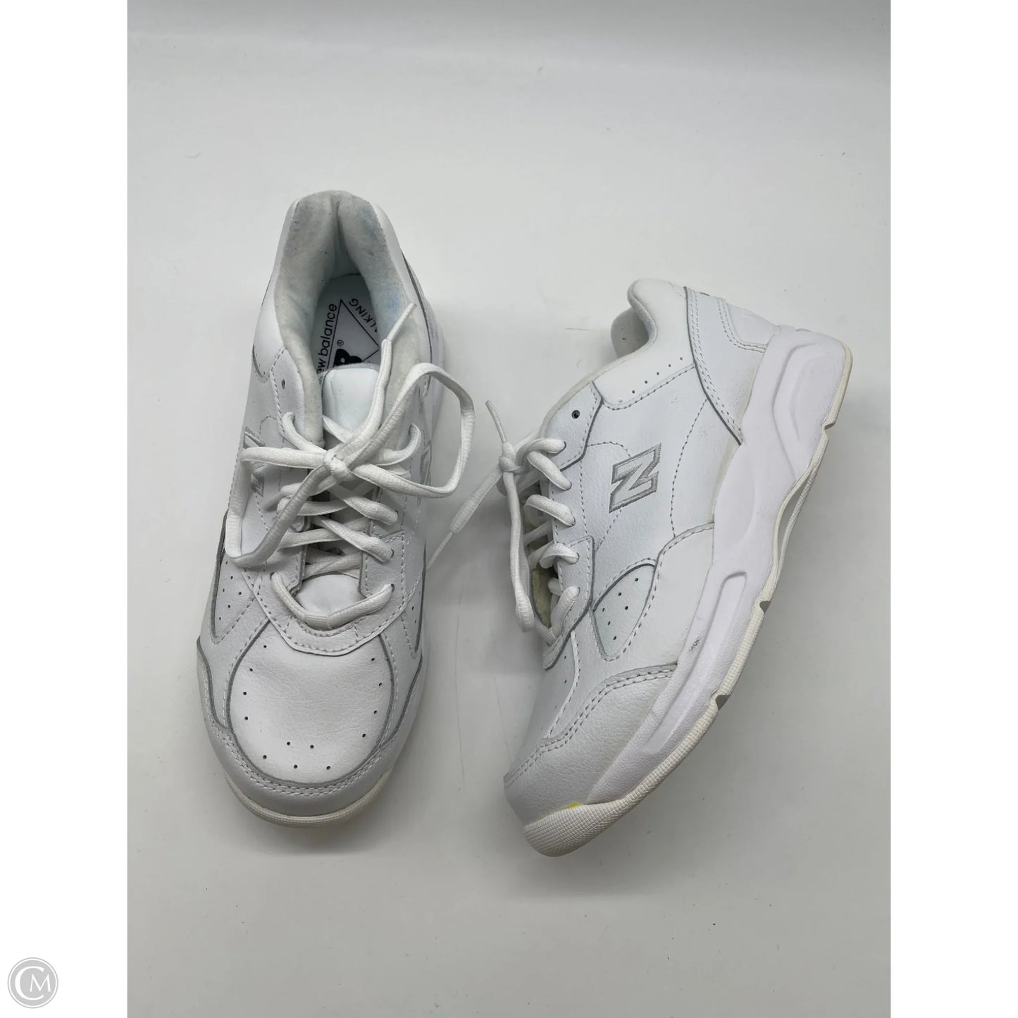 Shoes Athletic By New Balance In White, Size: 6.5