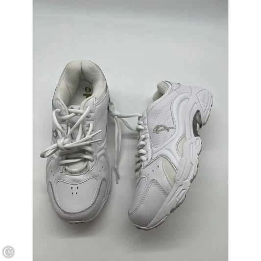 Shoes Athletic By Clothes Mentor In White, Size: 7.5
