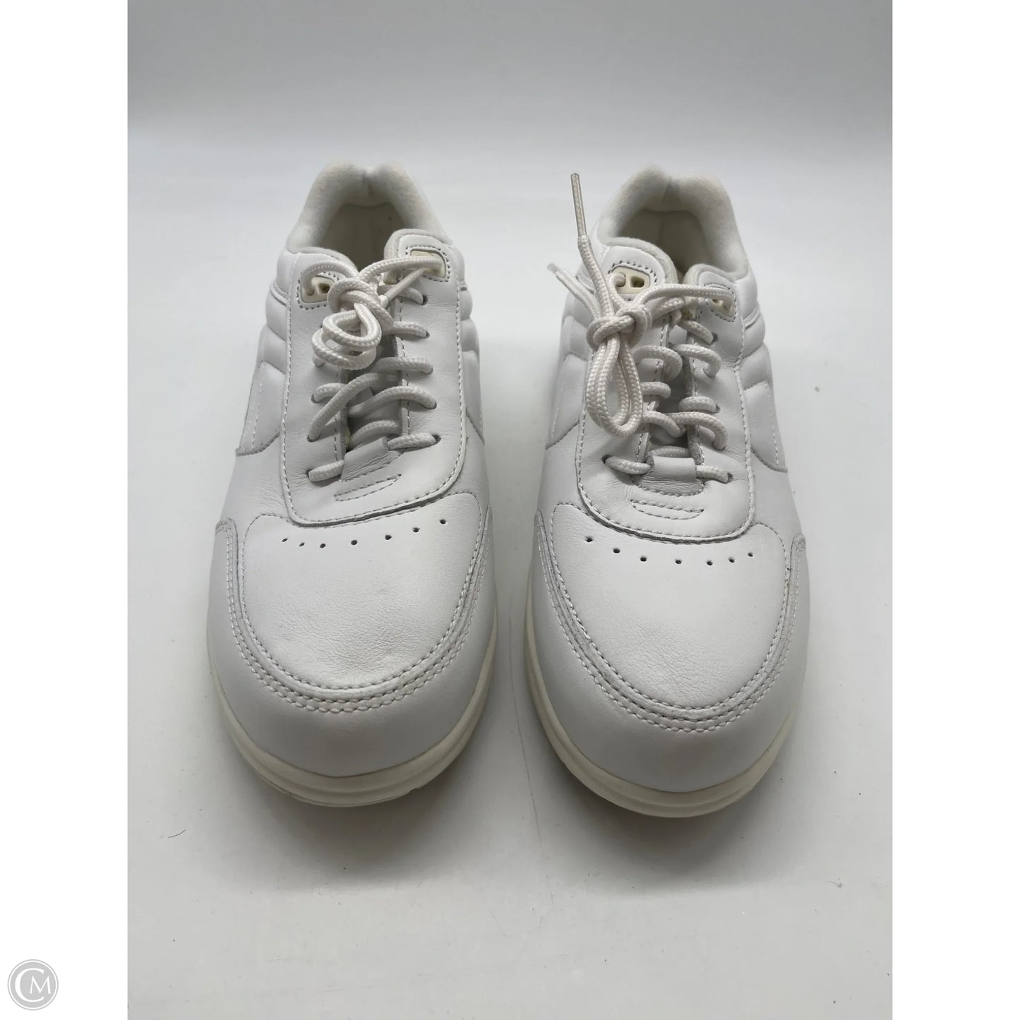 Shoes Athletic By Clothes Mentor In White, Size: 6
