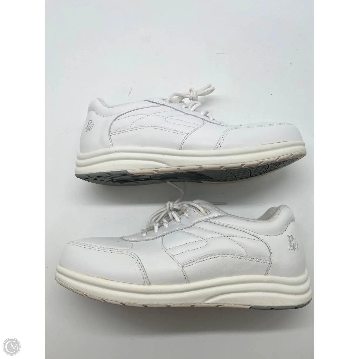 Shoes Athletic By Clothes Mentor In White, Size: 6