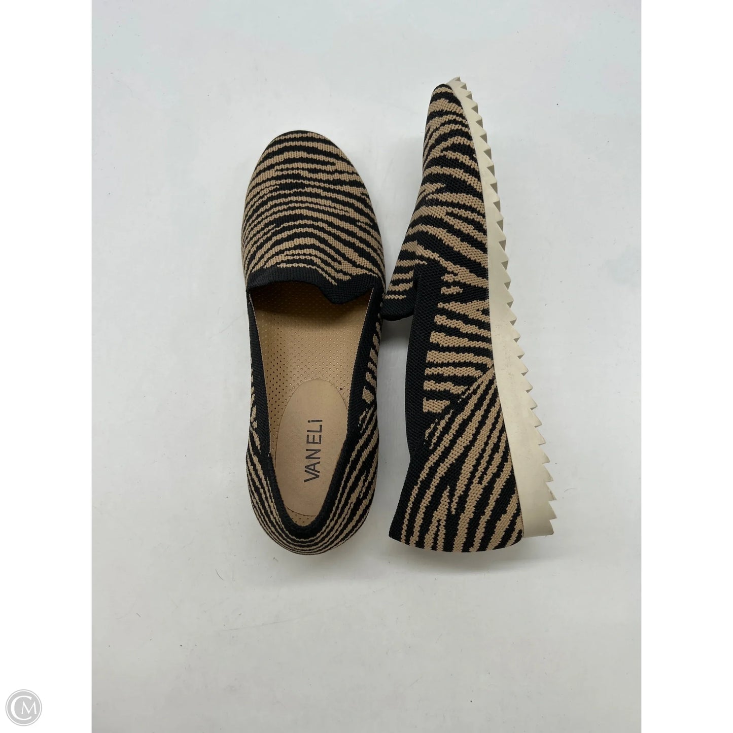 Shoes Flats By Vaneli In Animal Print, Size: 9.5