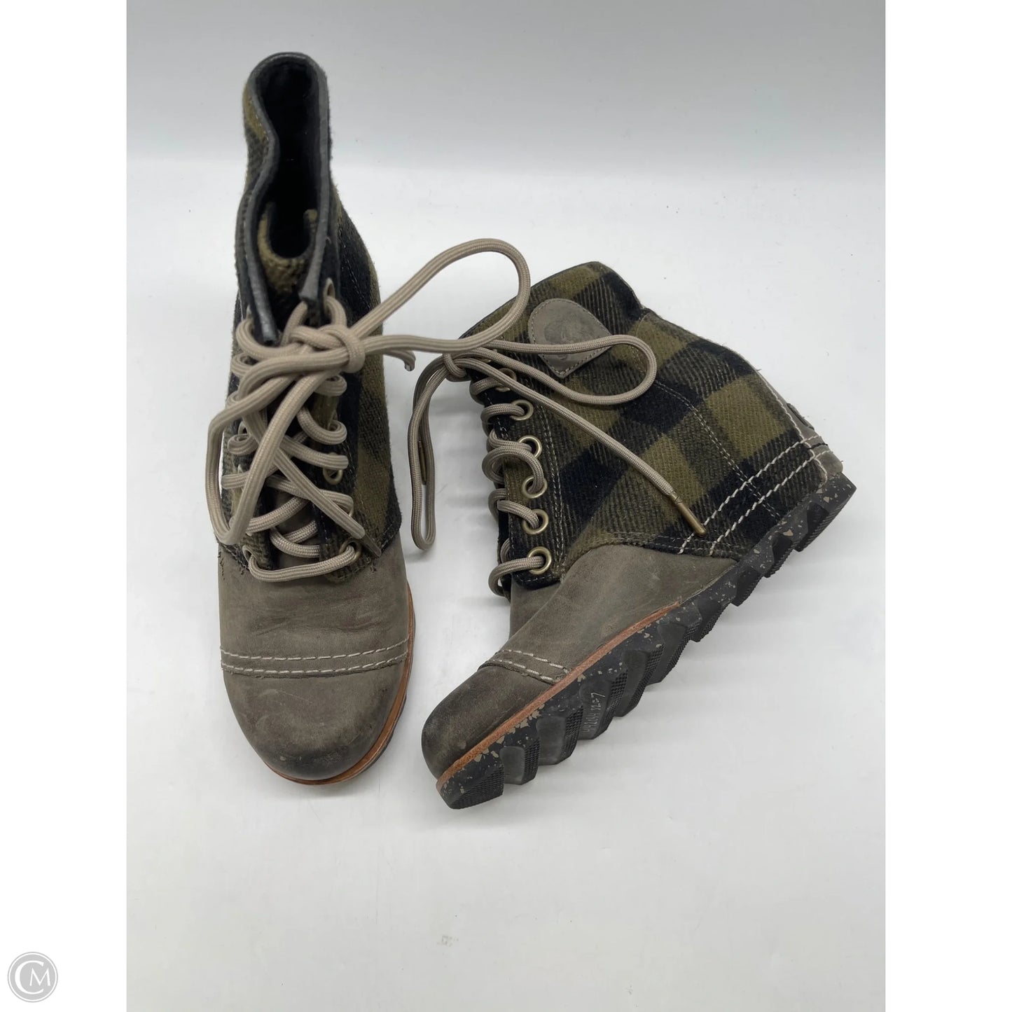 Boots Ankle Heels By Sorel In Plaid Pattern, Size: 7