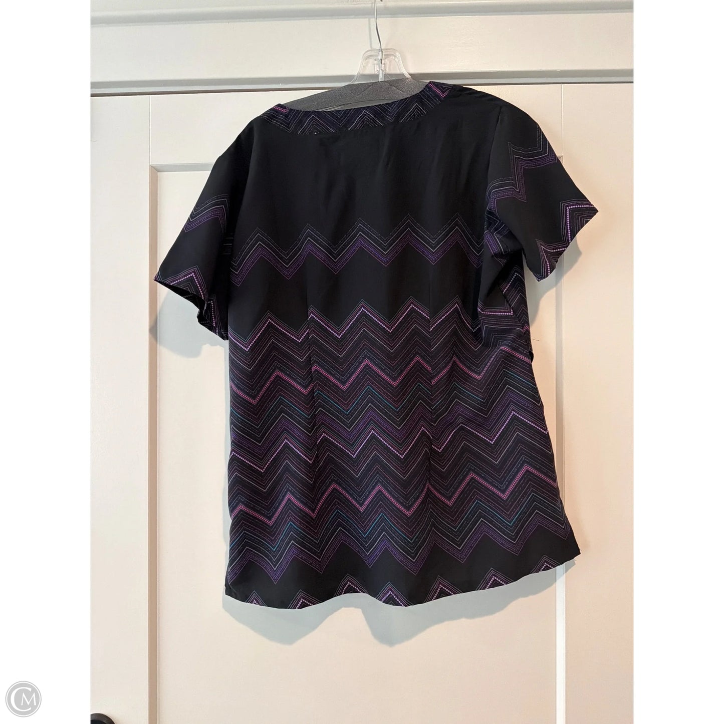 Top Short Sleeve By Clothes Mentor In Black, Size: M