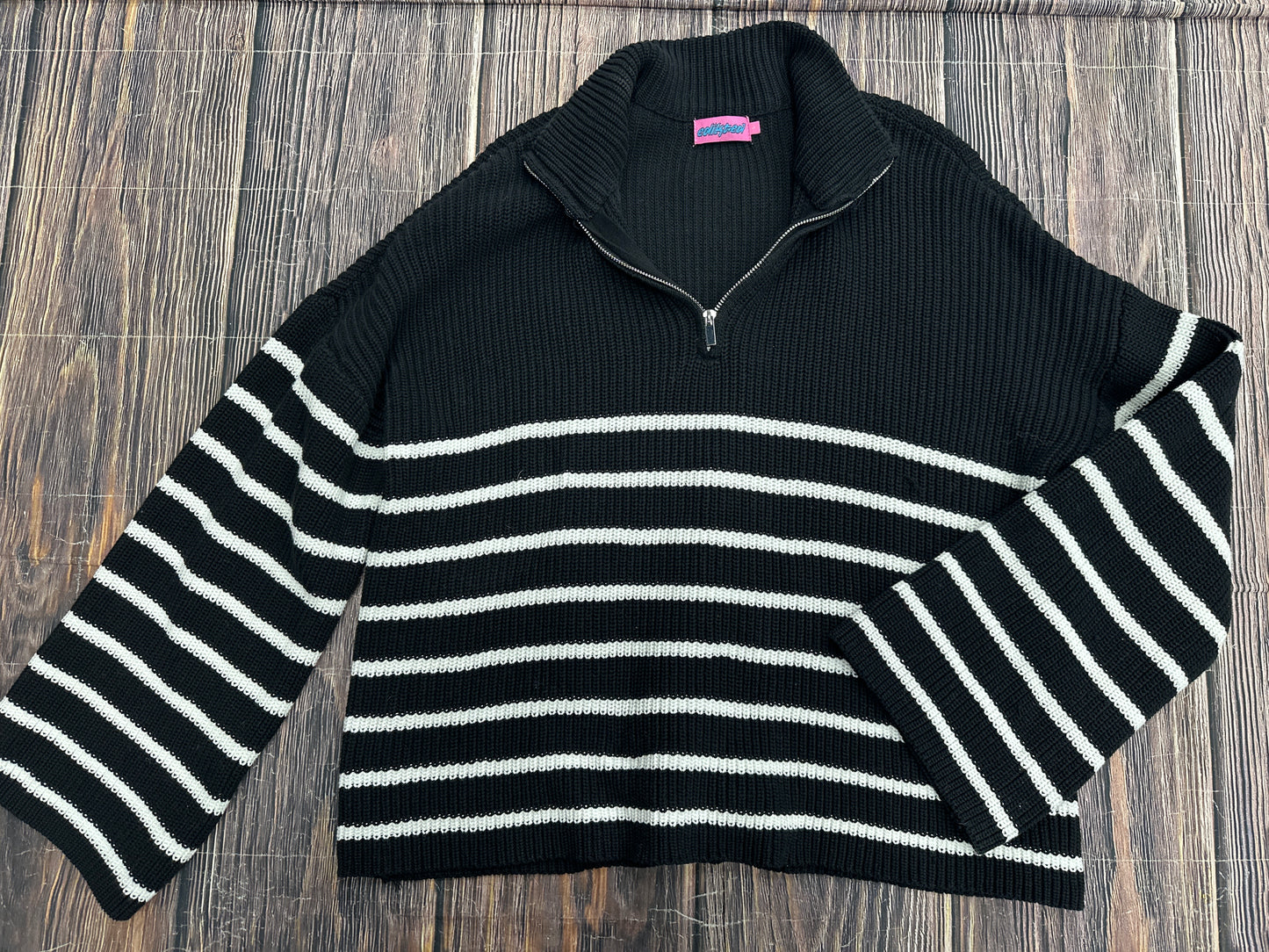 Sweater By Clothes Mentor In Black, Size: L