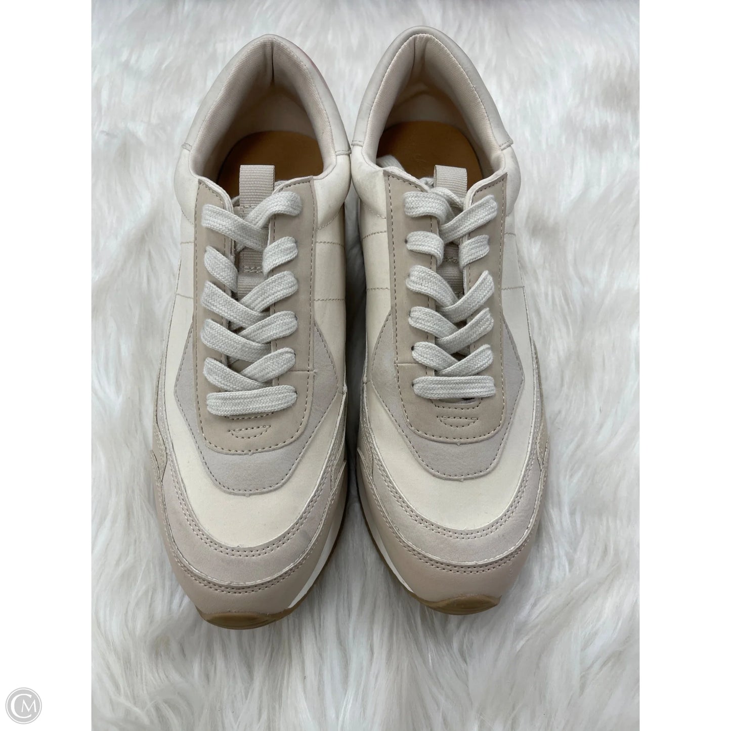 Shoes Sneakers By Universal Thread In Cream, Size: 10