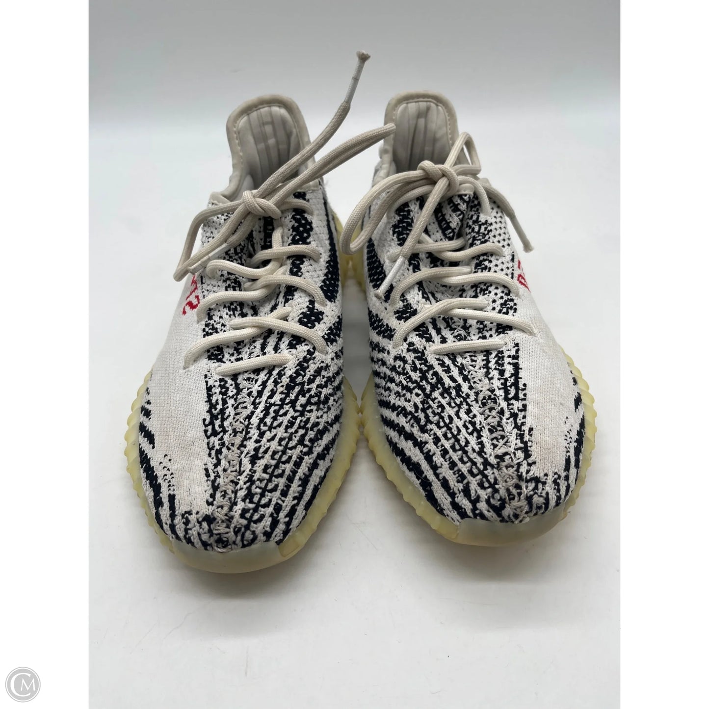 Shoes Luxury Designer By Yeezy In White, Size: 9
