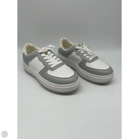 Shoes Sneakers By Madden Girl In White, Size: 8