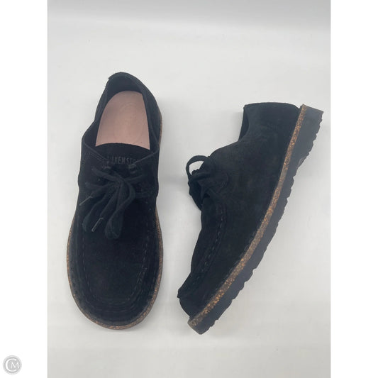 Shoes Flats By Birkenstock In Black, Size: 10