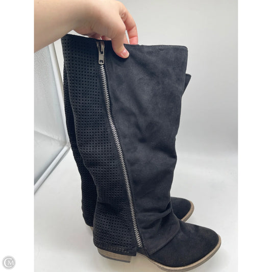 Boots Mid-calf Flats By Clothes Mentor In Black, Size: 6