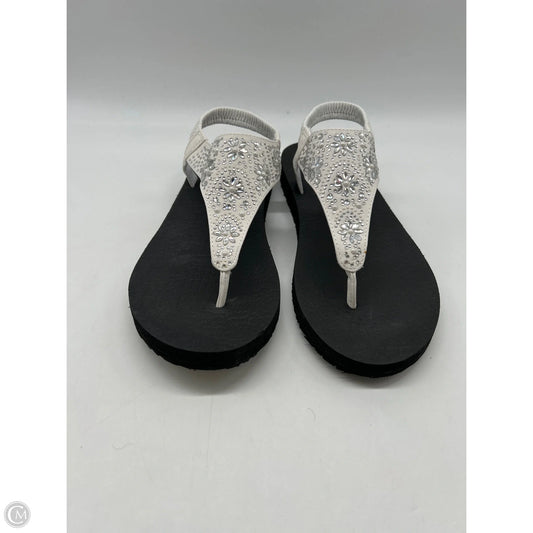 Sandals Flip Flops By Skechers In White, Size: 7