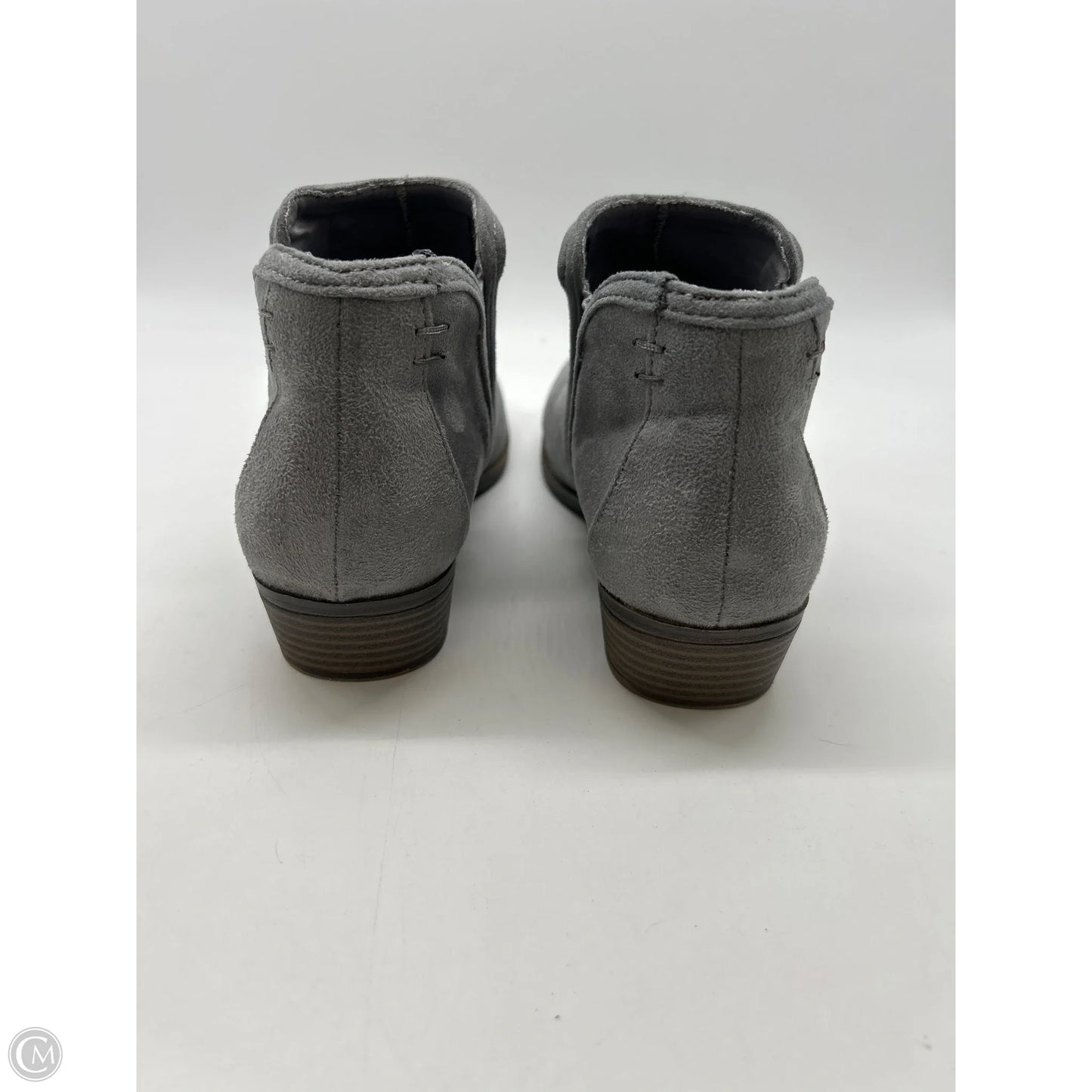 Boots Ankle Heels By Maurices In Grey, Size: 7.5