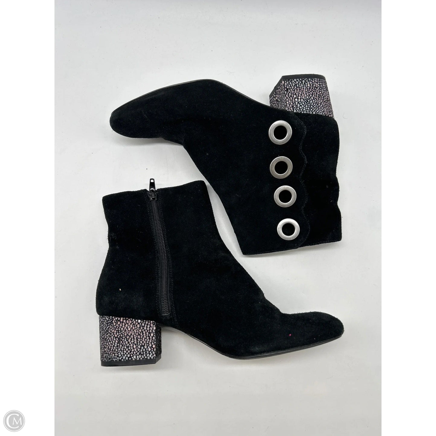Boots Ankle Heels By Logo In Black, Size: 8