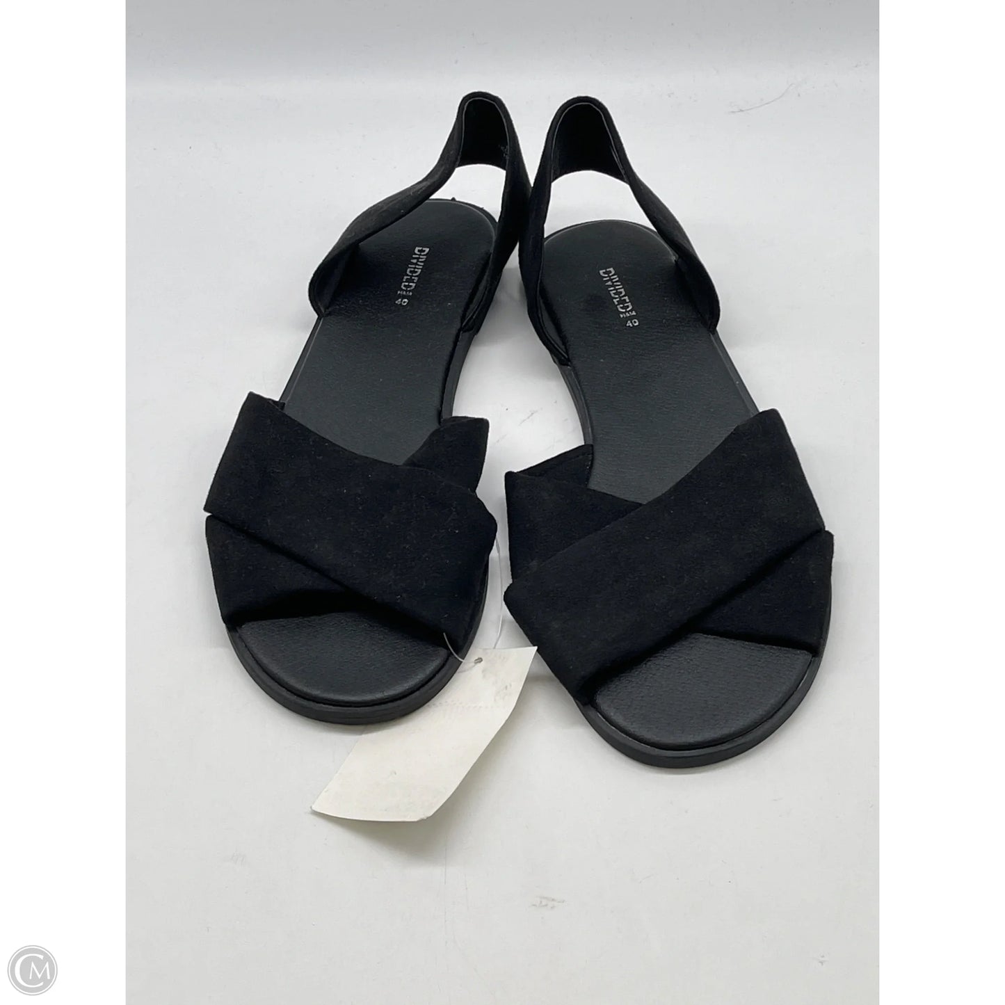 Sandals Flats By Divided In Black, Size: 8.5