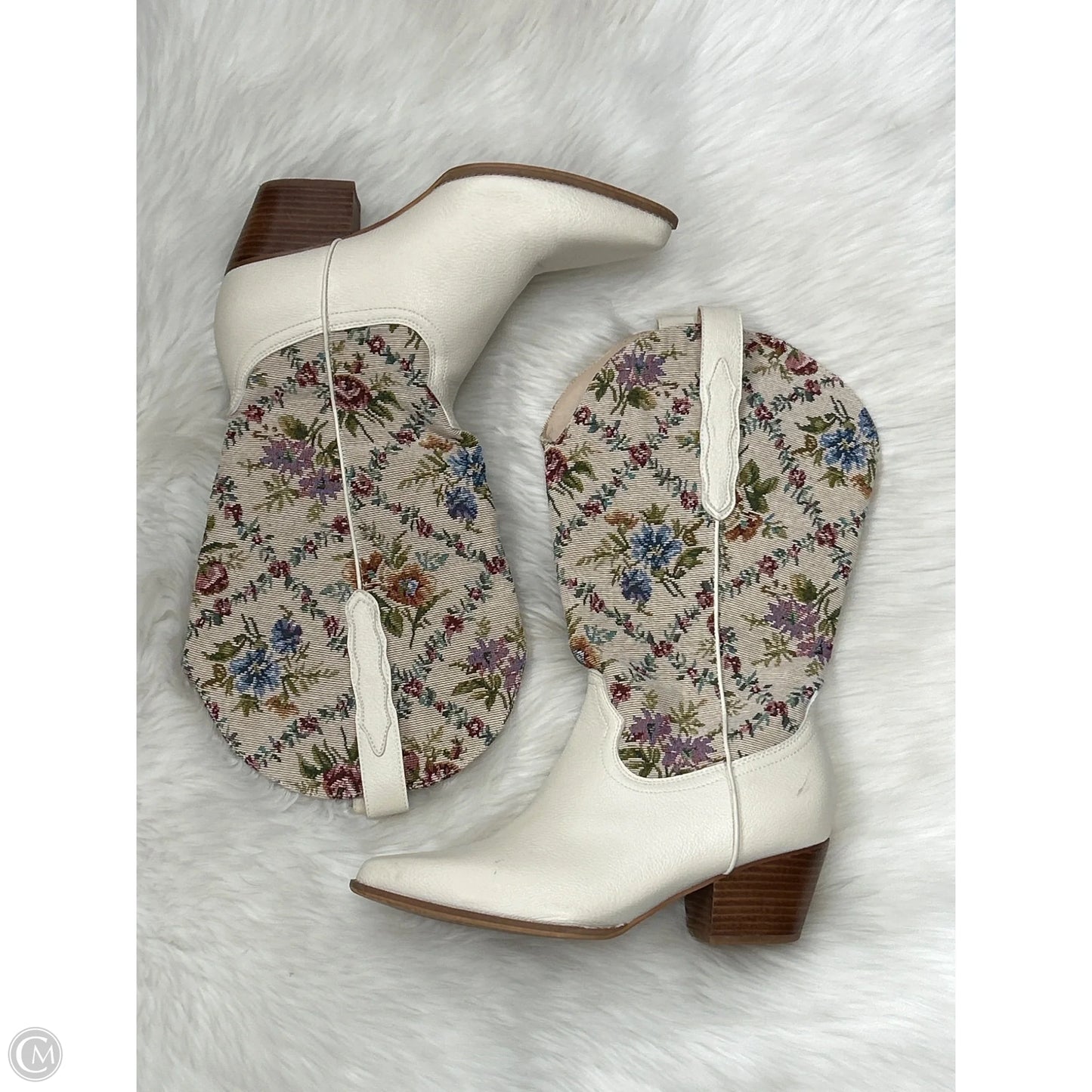 Boots Western By Arula In Cream, Size: 9